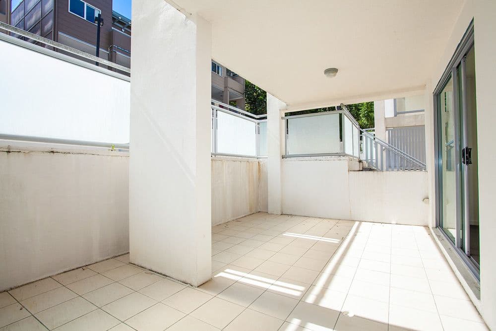 108 Nicholson Street, GREENSLOPES QLD 4120, Greenslopes - Thumbnail 3