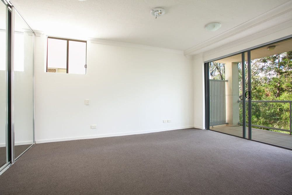 108 Nicholson Street, GREENSLOPES QLD 4120, Greenslopes - Thumbnail 5