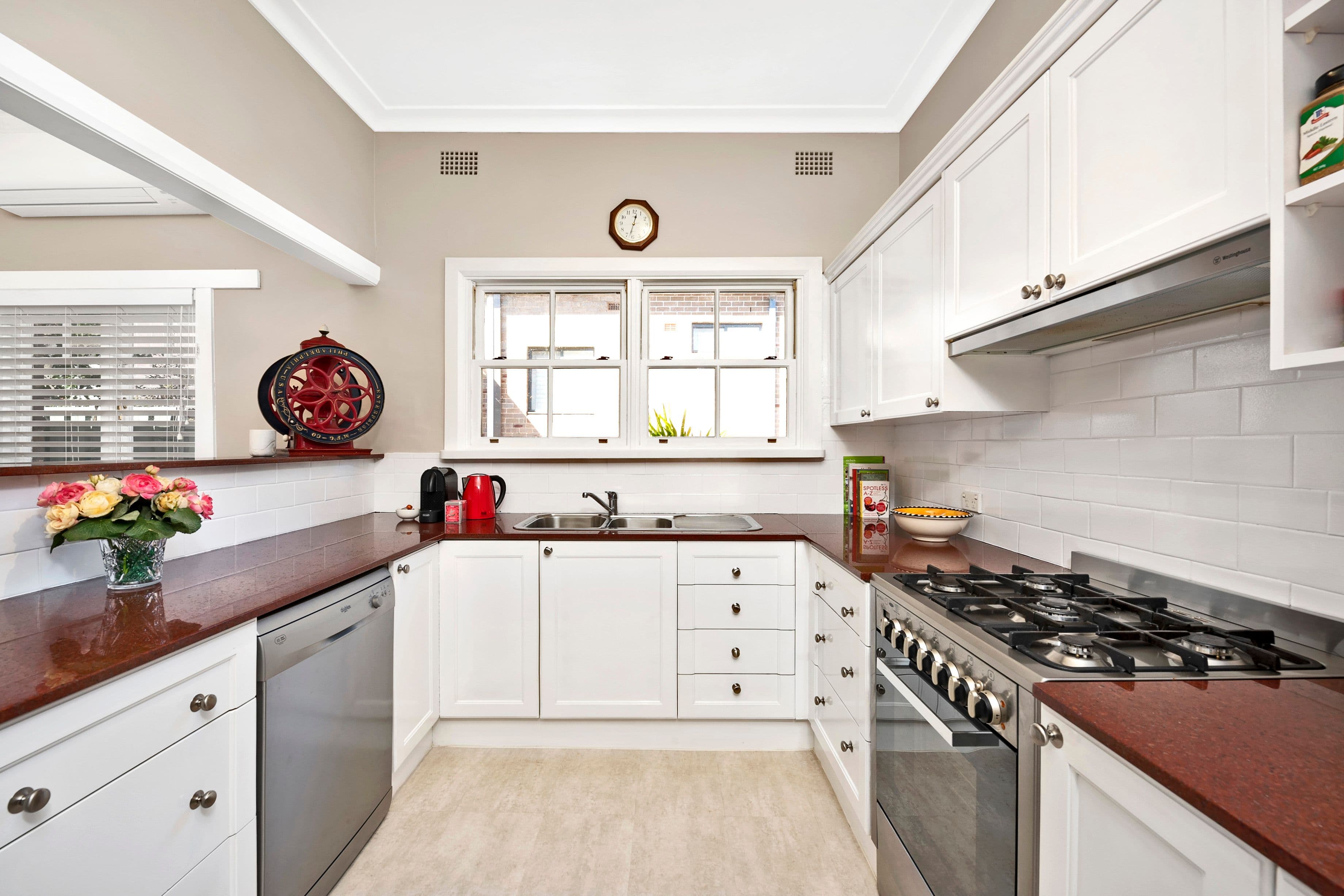 6 River Road, Longueville - Thumbnail 2