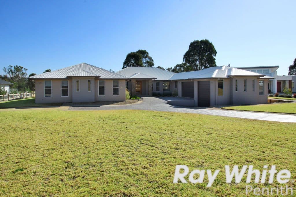 42 Twin Creeks Drive, LUDDENHAM NSW 2745, Luddenham - Thumbnail 3