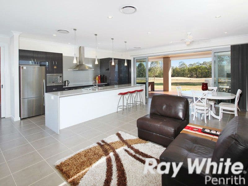 42 Twin Creeks Drive, LUDDENHAM NSW 2745, Luddenham - Thumbnail 8