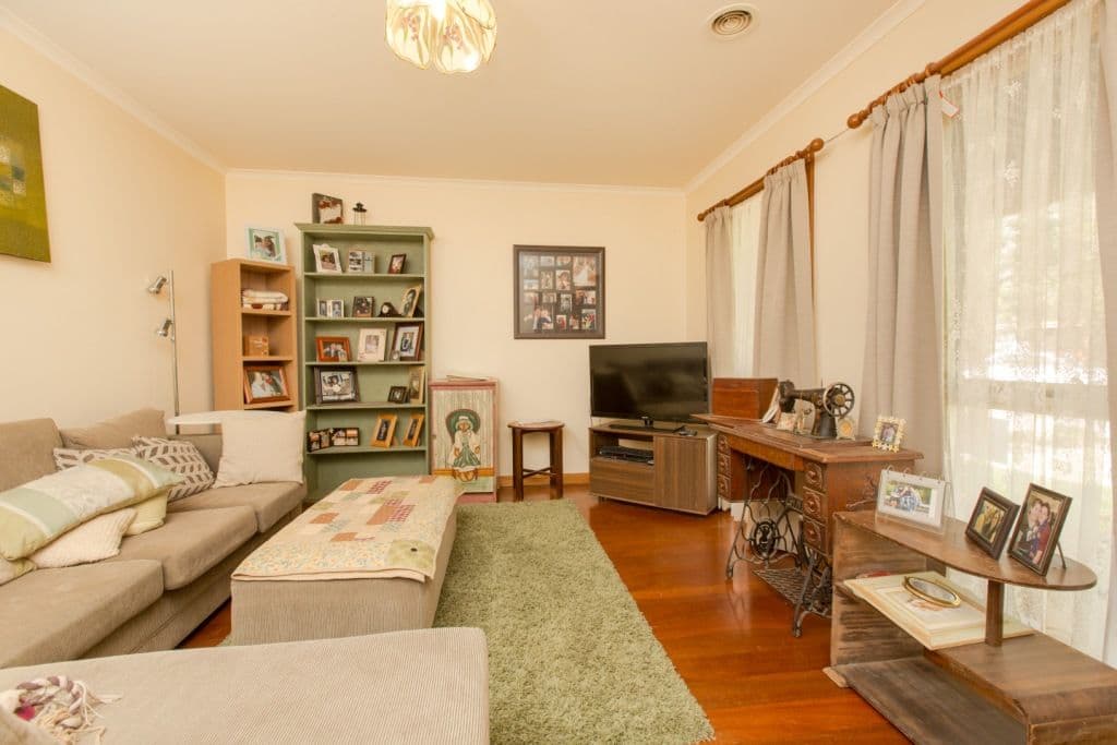 22 Tulane Drive, MILDURA VIC 3500, Mildura - Thumbnail 2