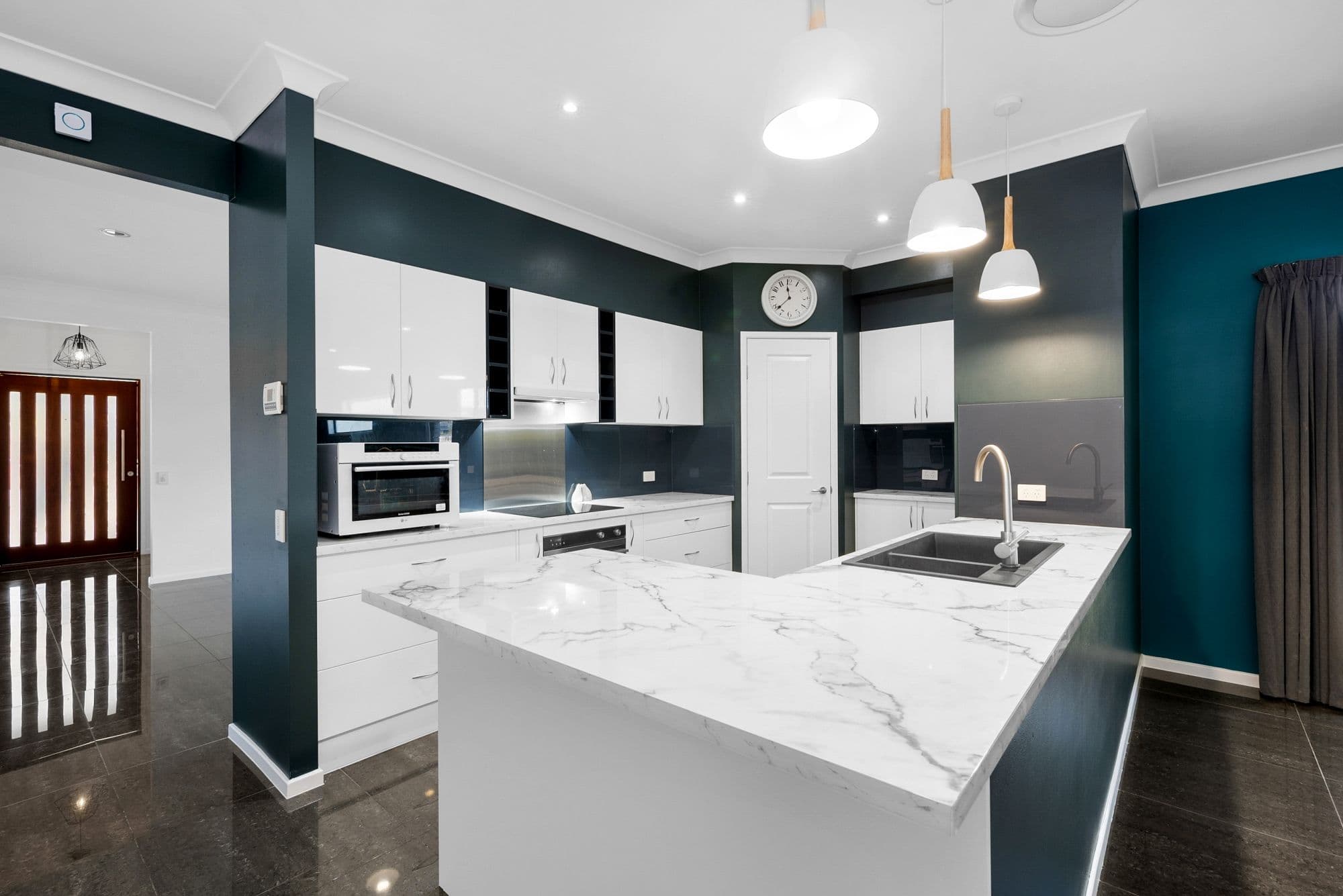 3 Edward Close, North Lakes QLD 4509, North Lakes - Thumbnail 5