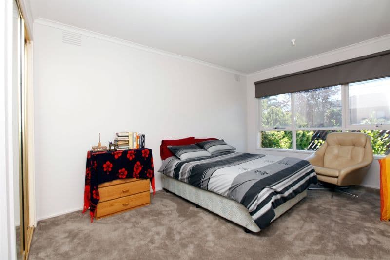 13 Finningley Drive, TULLAMARINE VIC 3043, Tullamarine - Thumbnail 5