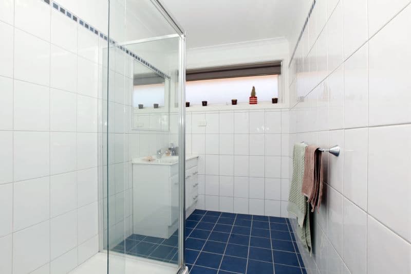 13 Finningley Drive, TULLAMARINE VIC 3043, Tullamarine - Thumbnail 6