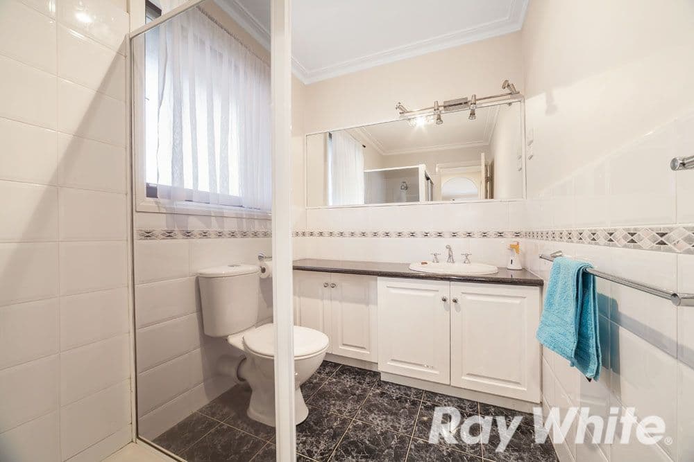 49 Howell Drive, Berwick VIC 3806, Berwick - Thumbnail 7