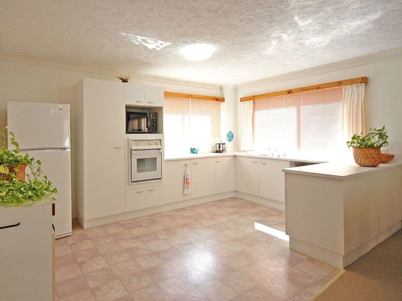 6 Clancy Court, TUGUN QLD 4224, Tugun - Thumbnail 7