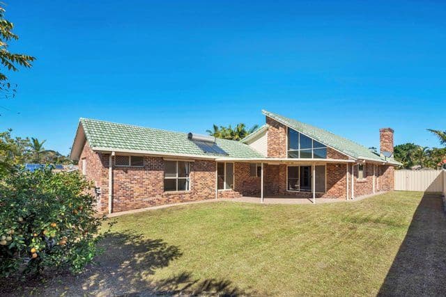 3 Tocumwal Court, Helensvale QLD 4212, Helensvale - Thumbnail 2