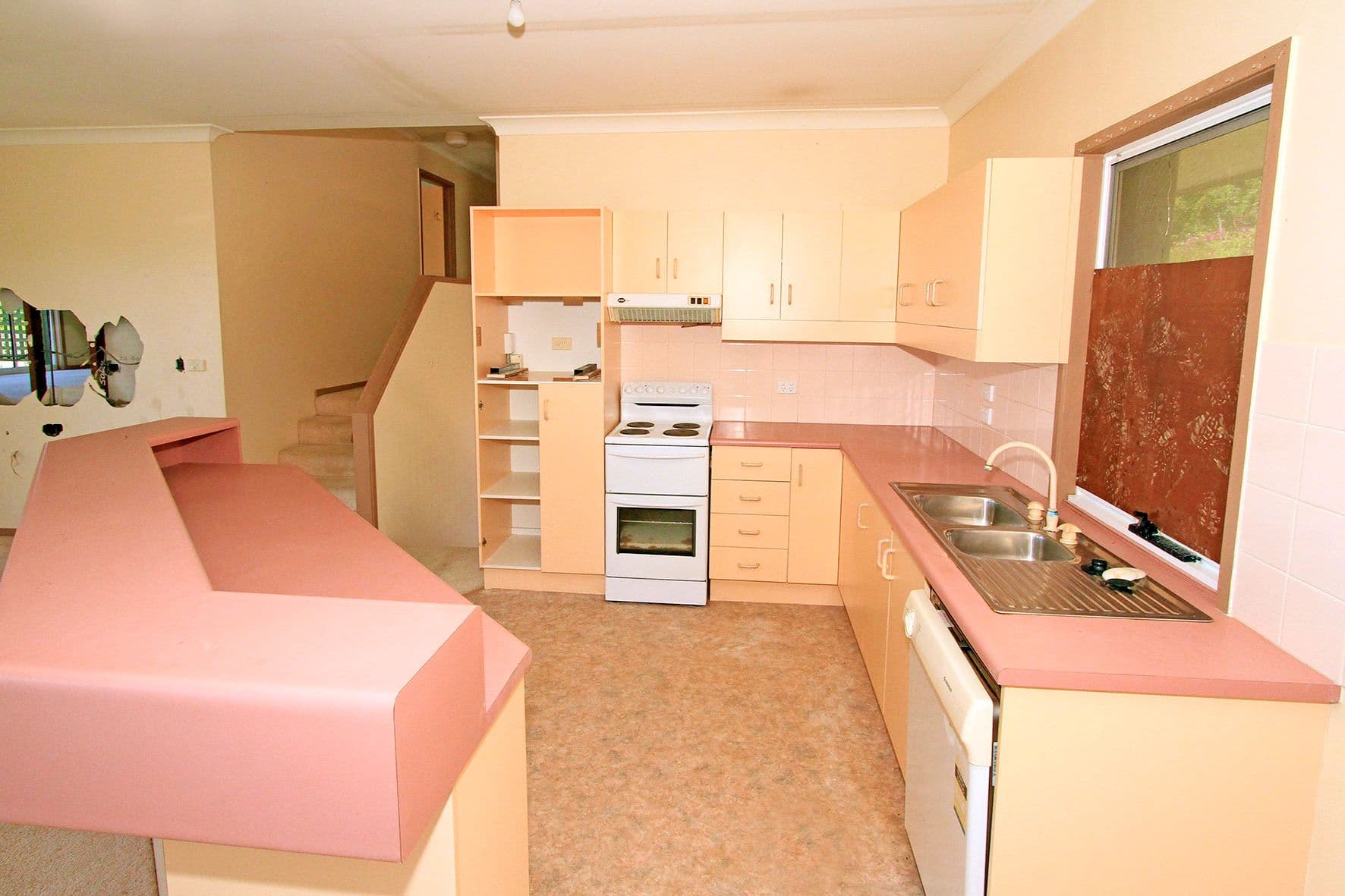 35 Ocean Circle, YEPPOON QLD 4703, Yeppoon - Thumbnail 4