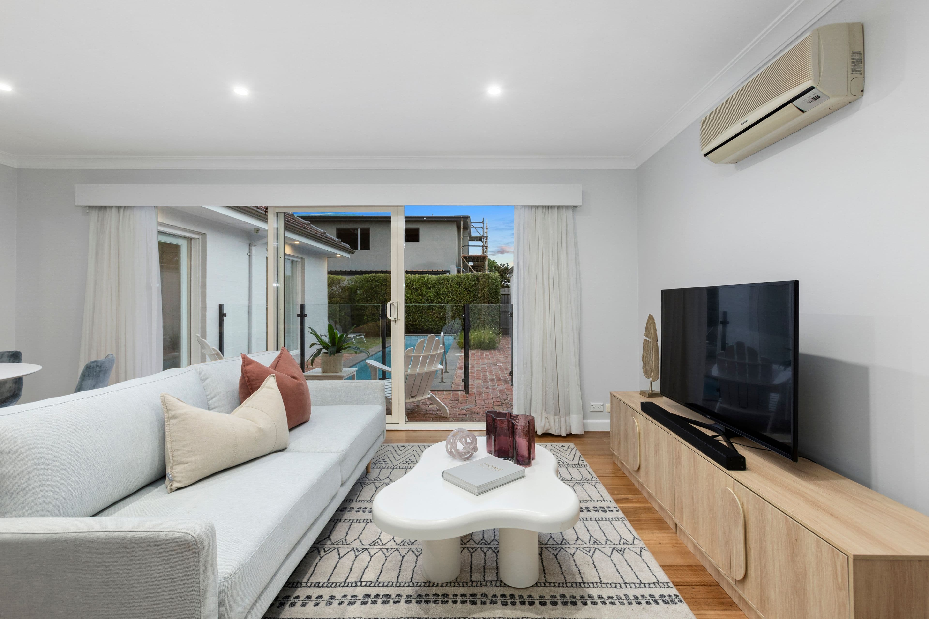 8 Booker Street, Cheltenham VIC 3192, Cheltenham - Thumbnail 4
