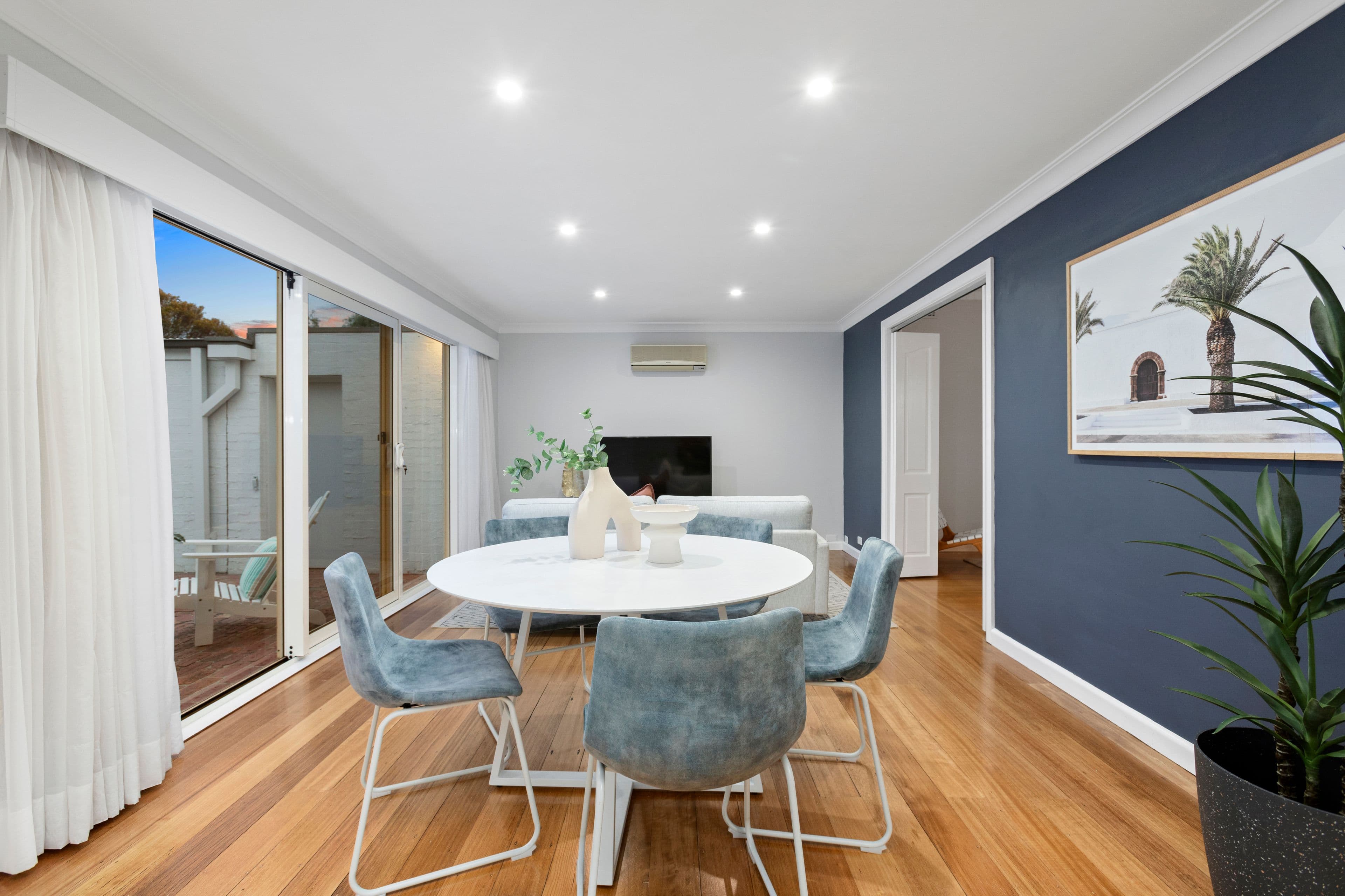 8 Booker Street, Cheltenham VIC 3192, Cheltenham - Thumbnail 8