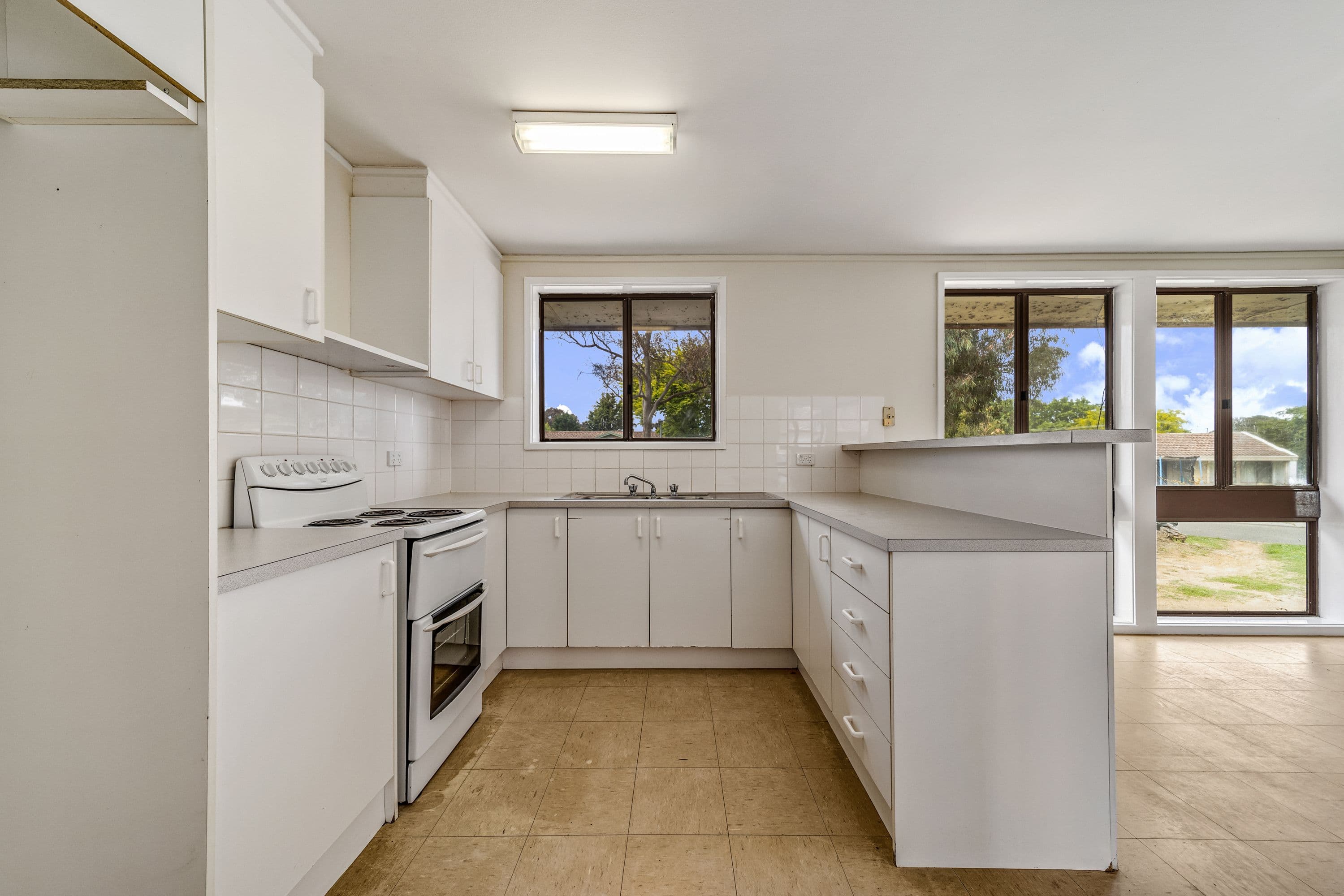 24 Clifford Crescent, Melba ACT 2615, Melba - Thumbnail 4
