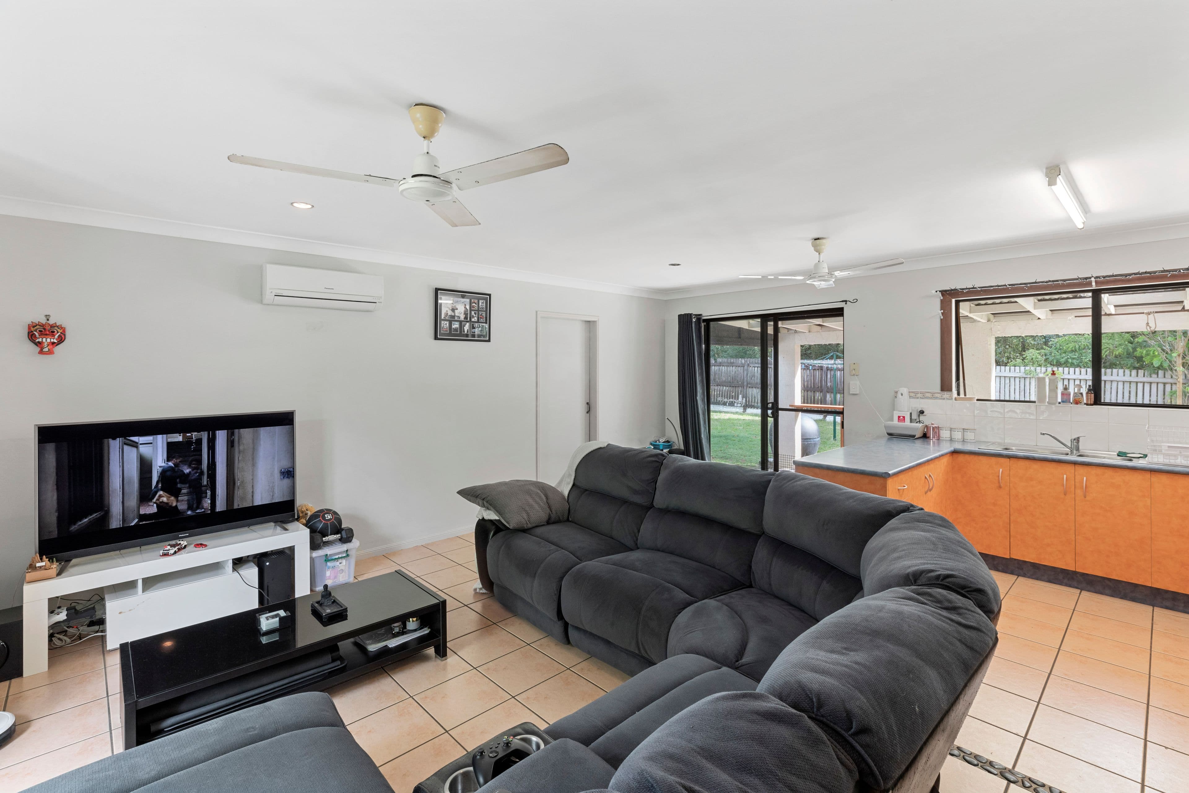 16 Wahoo Court, Jubilee Pocket QLD 4802, Jubilee Pocket - Thumbnail 2