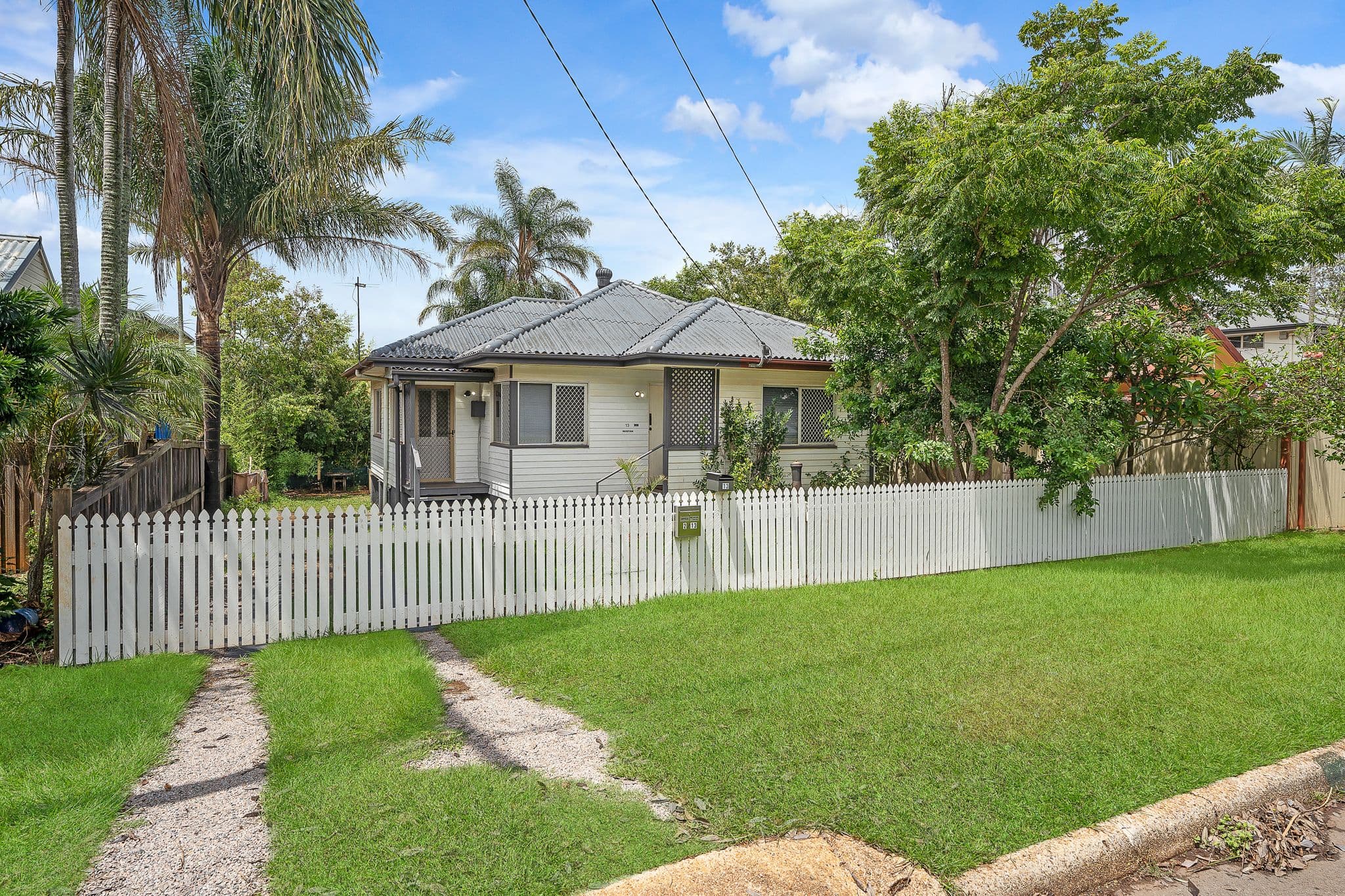 13 Baldwin Street, Redcliffe QLD 4020, Redcliffe - Thumbnail 2