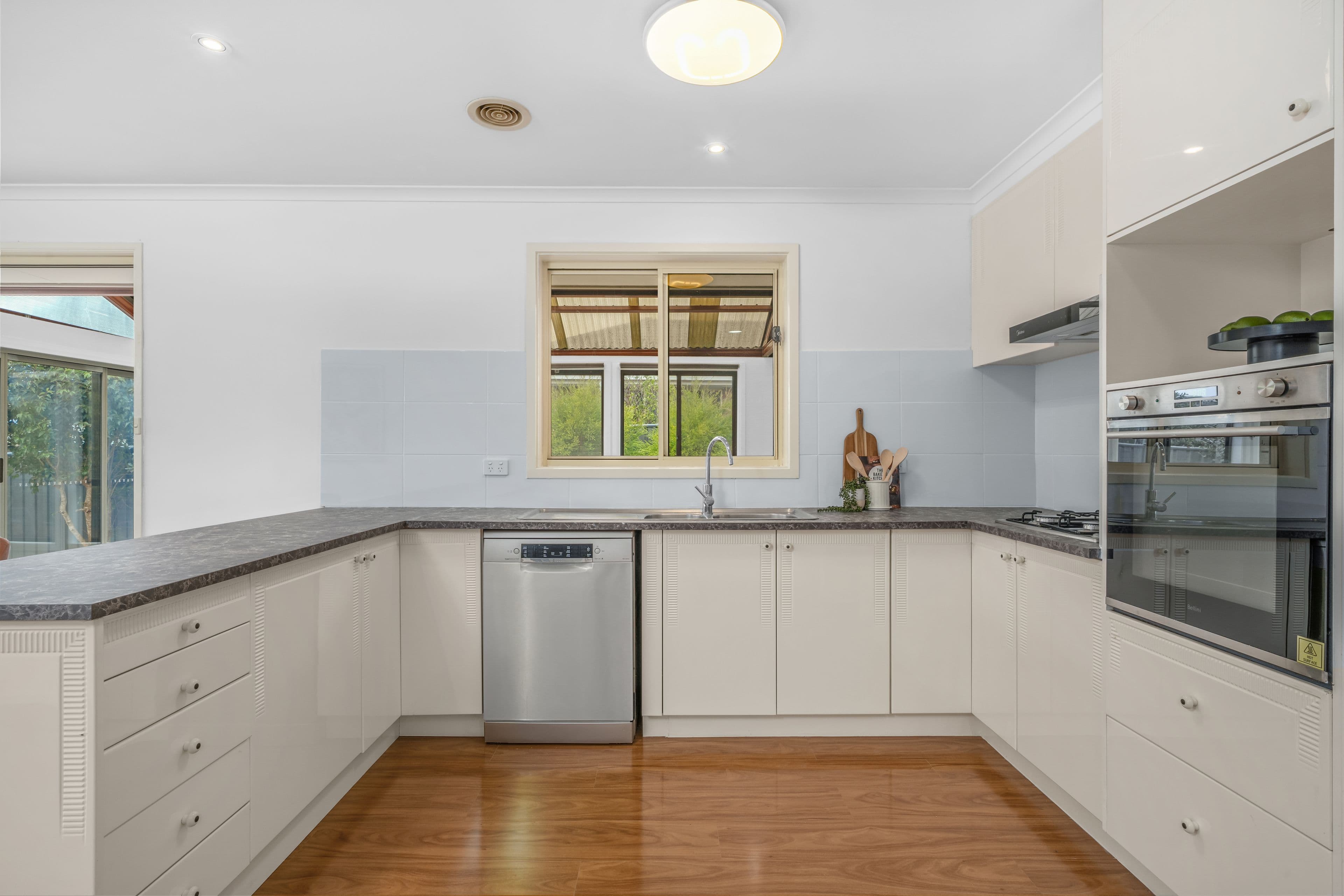 50 Sugarloaf Circle, Palmerston ACT 2913, Palmerston - Thumbnail 6