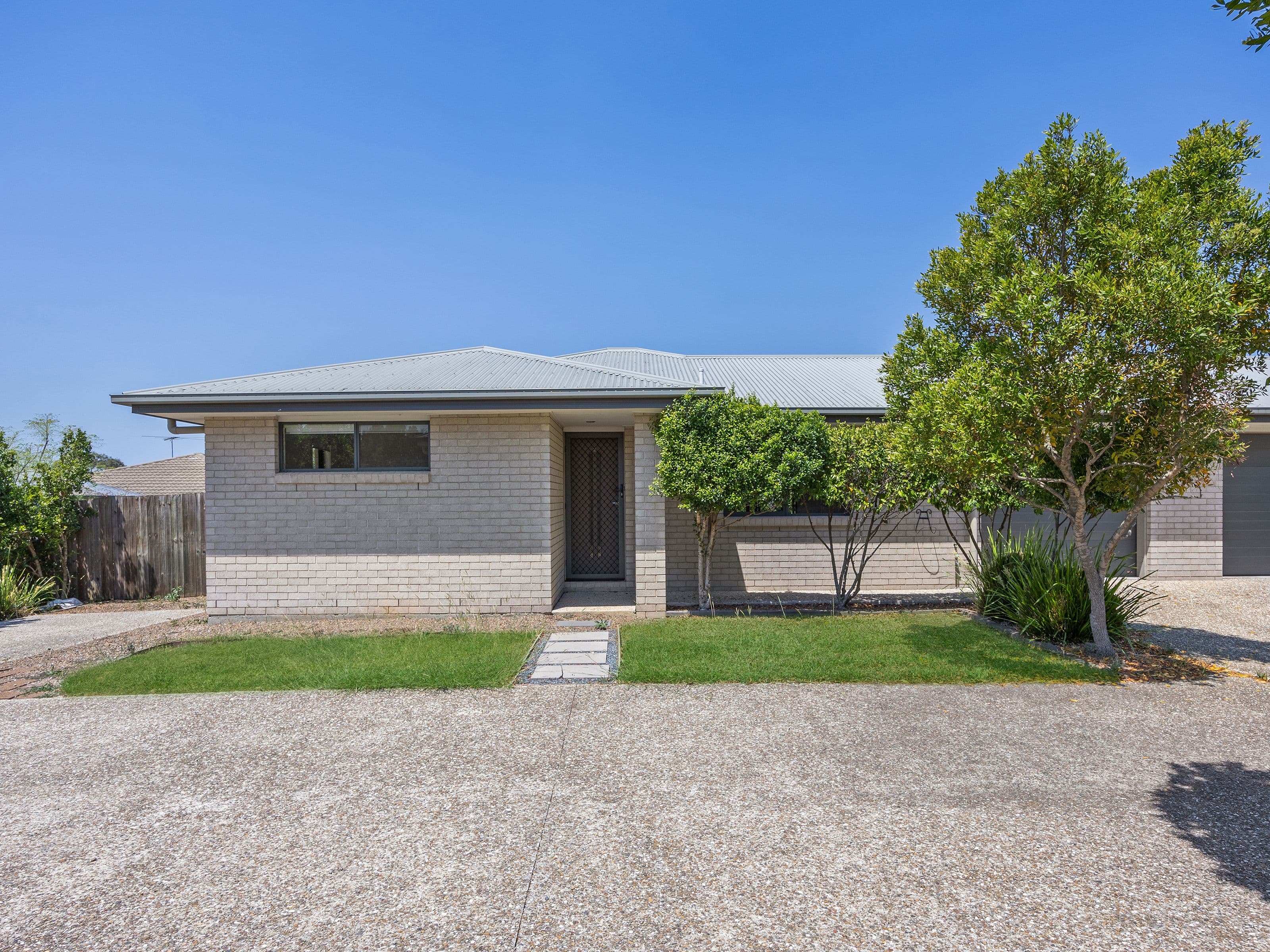 49 Nelson Street, Bundamba QLD 4304, Bundamba - Thumbnail 2