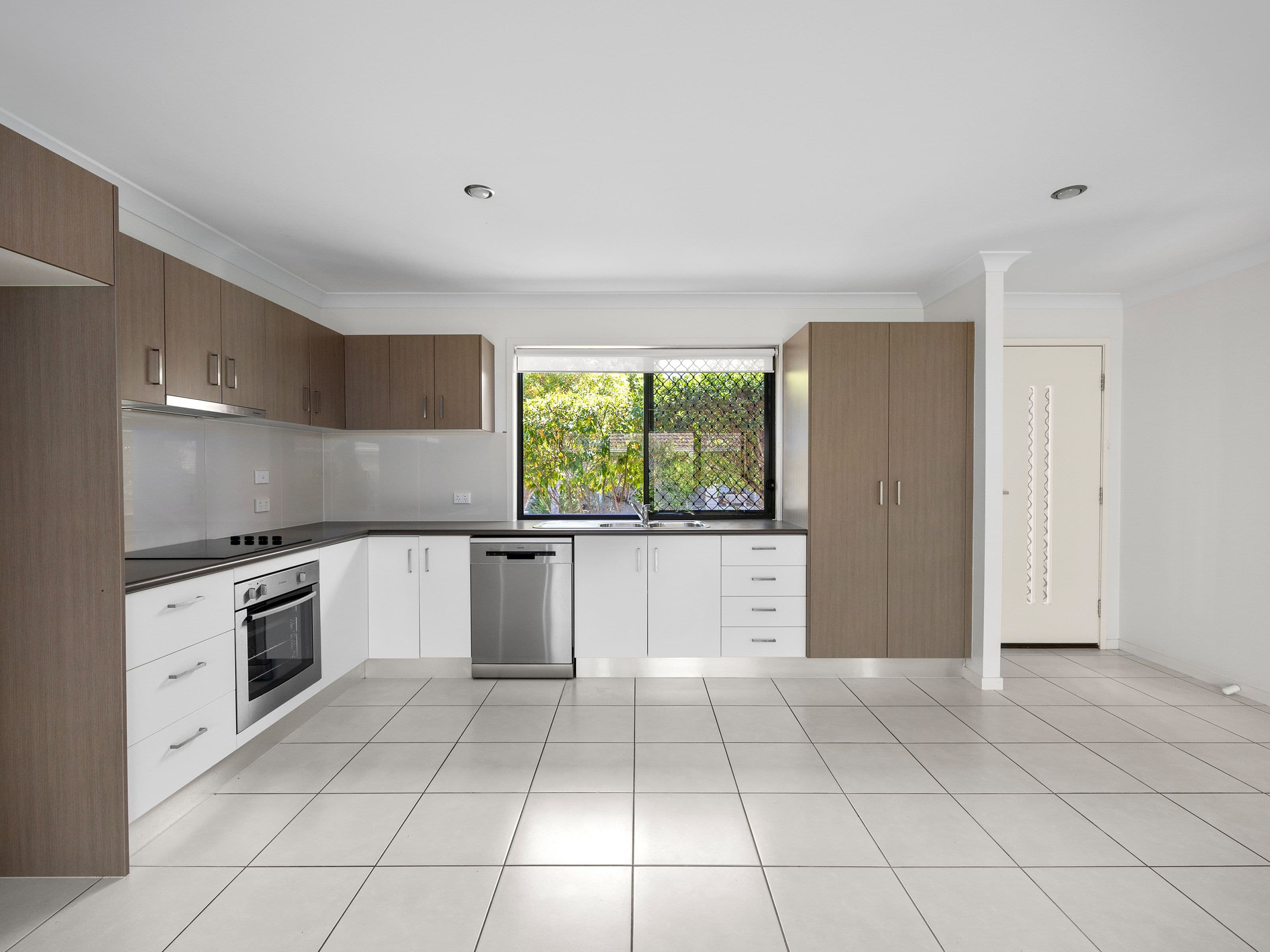 49 Nelson Street, Bundamba QLD 4304, Bundamba - Thumbnail 5