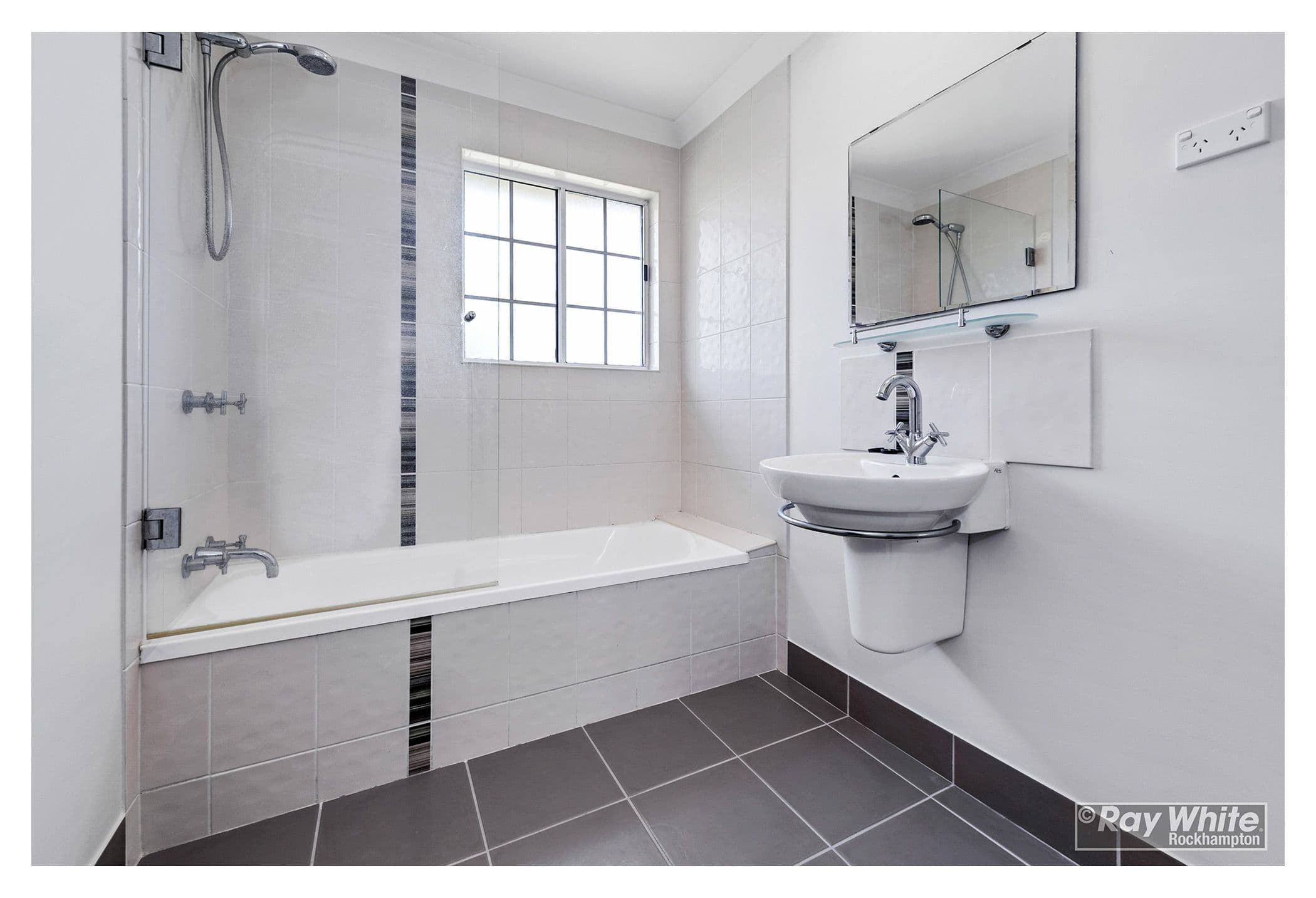 16 Hutcheon Street, Kawana QLD 4701, Kawana - Thumbnail 5