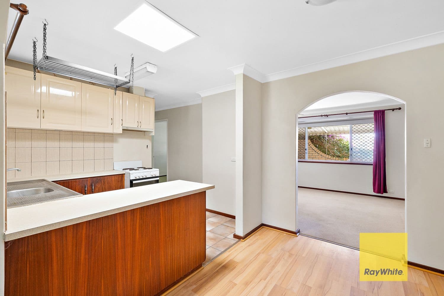 14 Nelligan Avenue, Girrawheen WA 6064, Girrawheen - Thumbnail 6