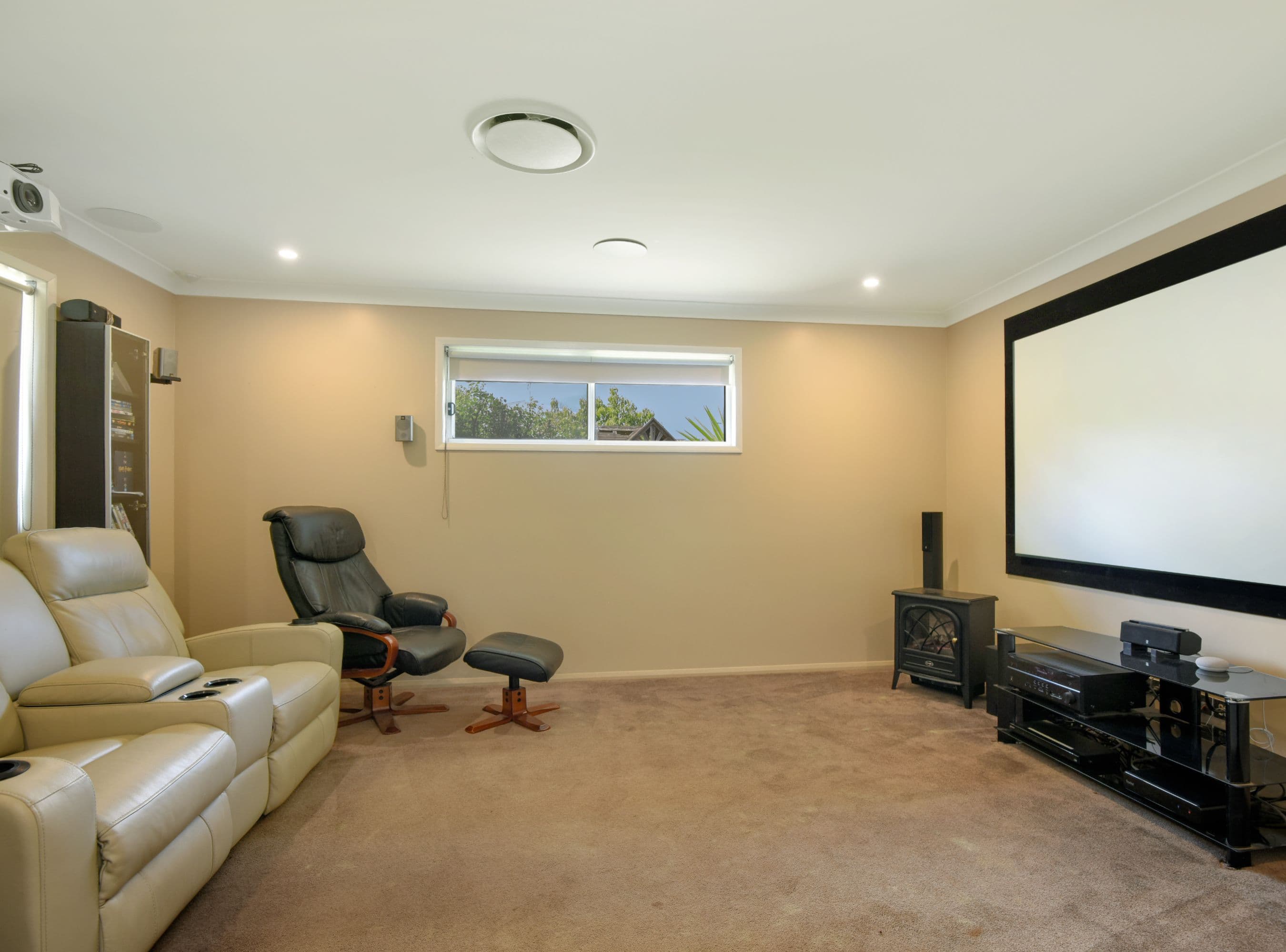 16 Wigan Avenue, Highfields QLD 4352, Highfields - Thumbnail 2