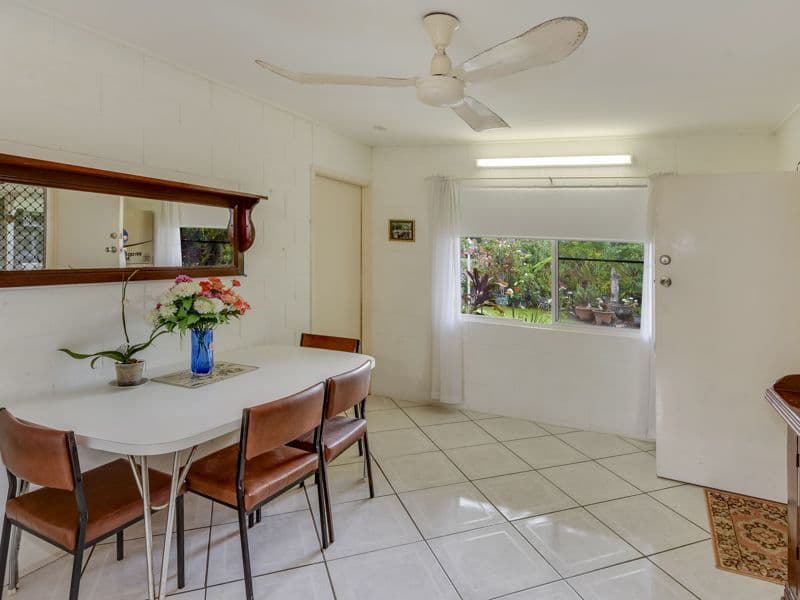 24 Mooloolah Road, Mooloolah Valley QLD 4553, Mooloolah Valley - Thumbnail 4