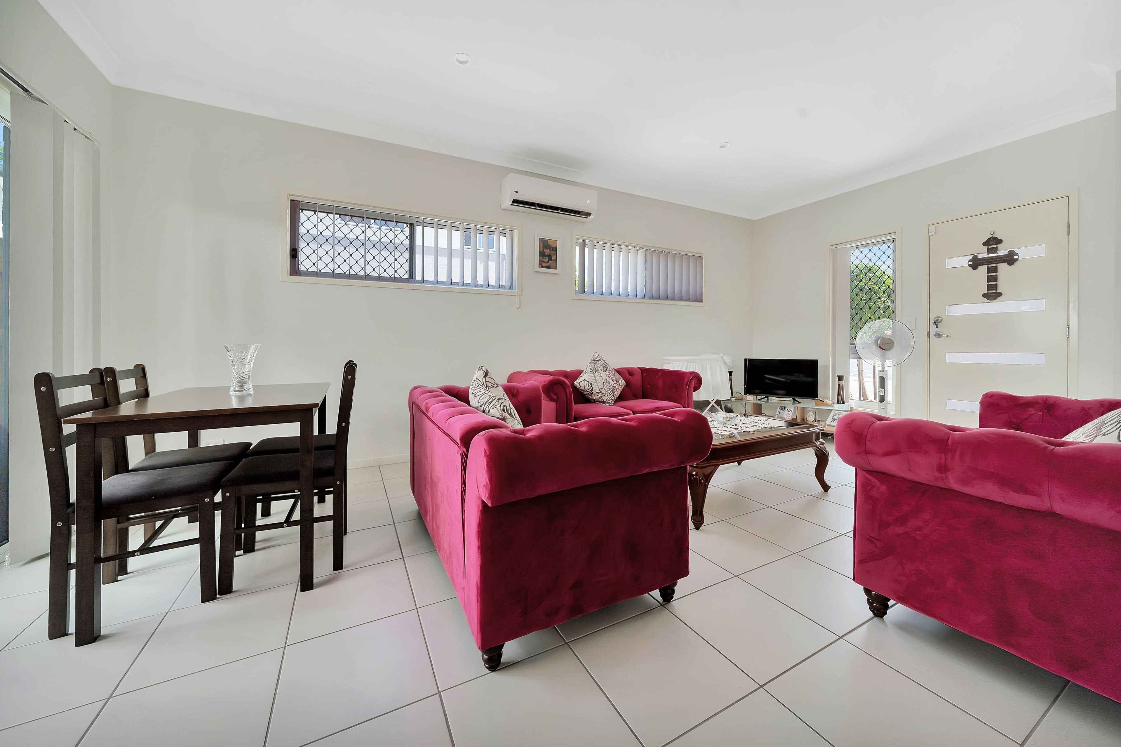 766-768 Kingston Road, Loganlea QLD 4131, Loganlea - Thumbnail 2
