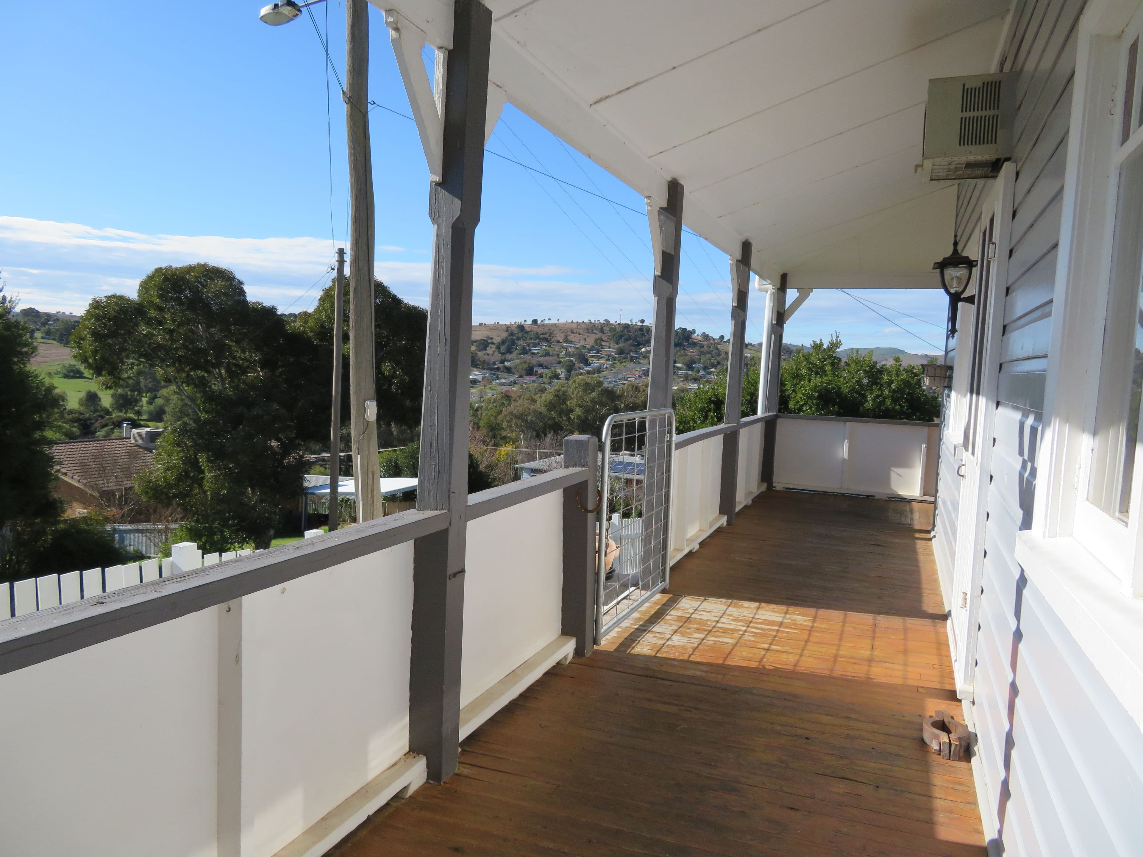 16 Francis Avenue, Gundagai NSW 2722, Gundagai - Thumbnail 2