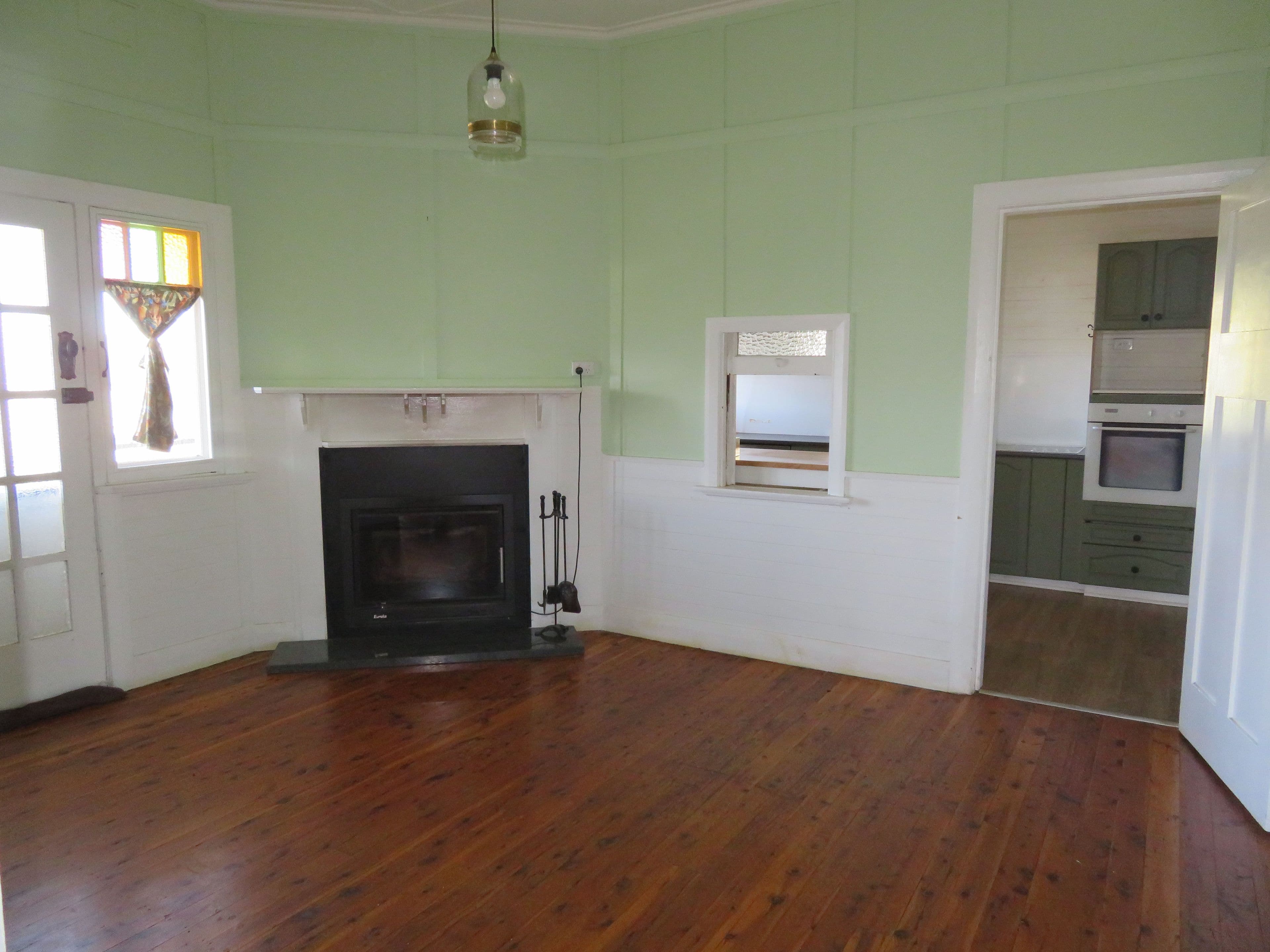 16 Francis Avenue, Gundagai NSW 2722, Gundagai - Thumbnail 6