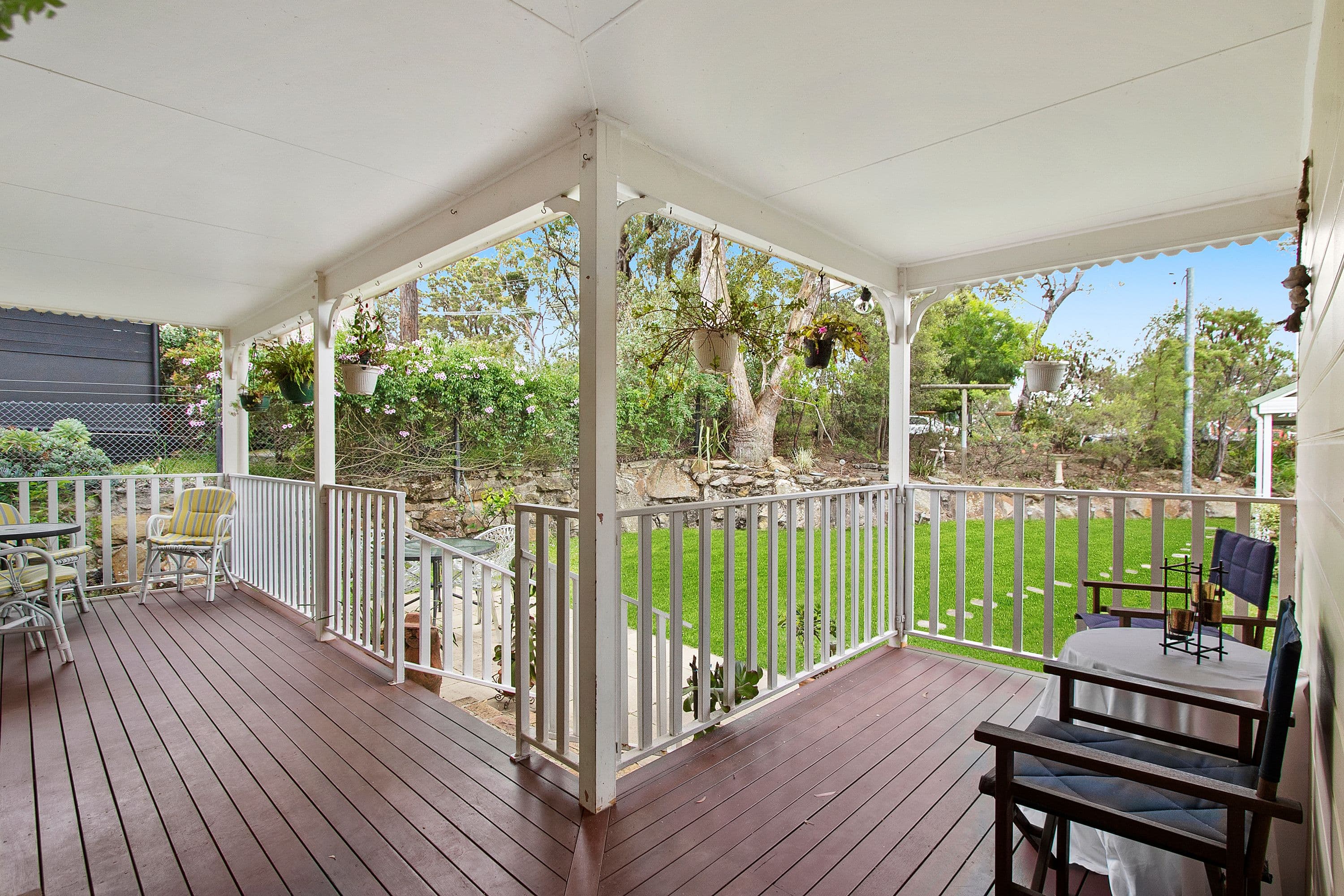 366 Lieutenant Bowen Drive, Bowen Mountain - Thumbnail 3