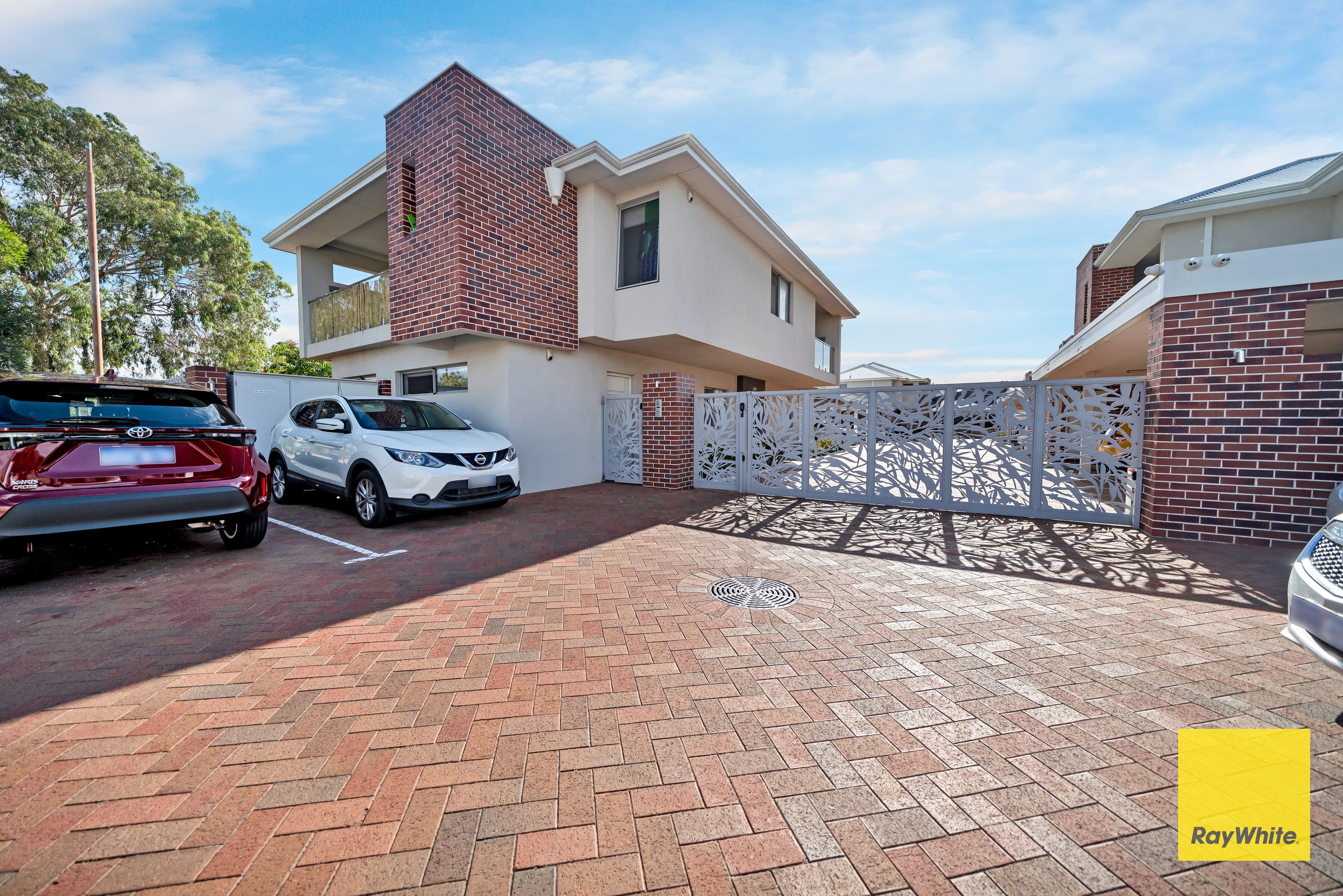 300 Drake Street, Morley WA 6062, Morley - Image 1