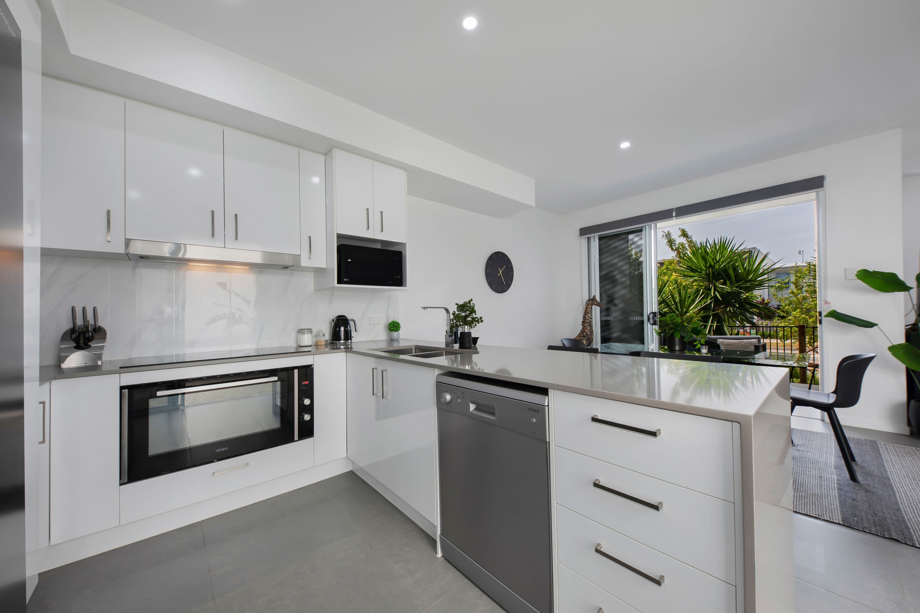 17 Round Bush Crescent, Maroochydore QLD 4558, Maroochydore - Thumbnail 5