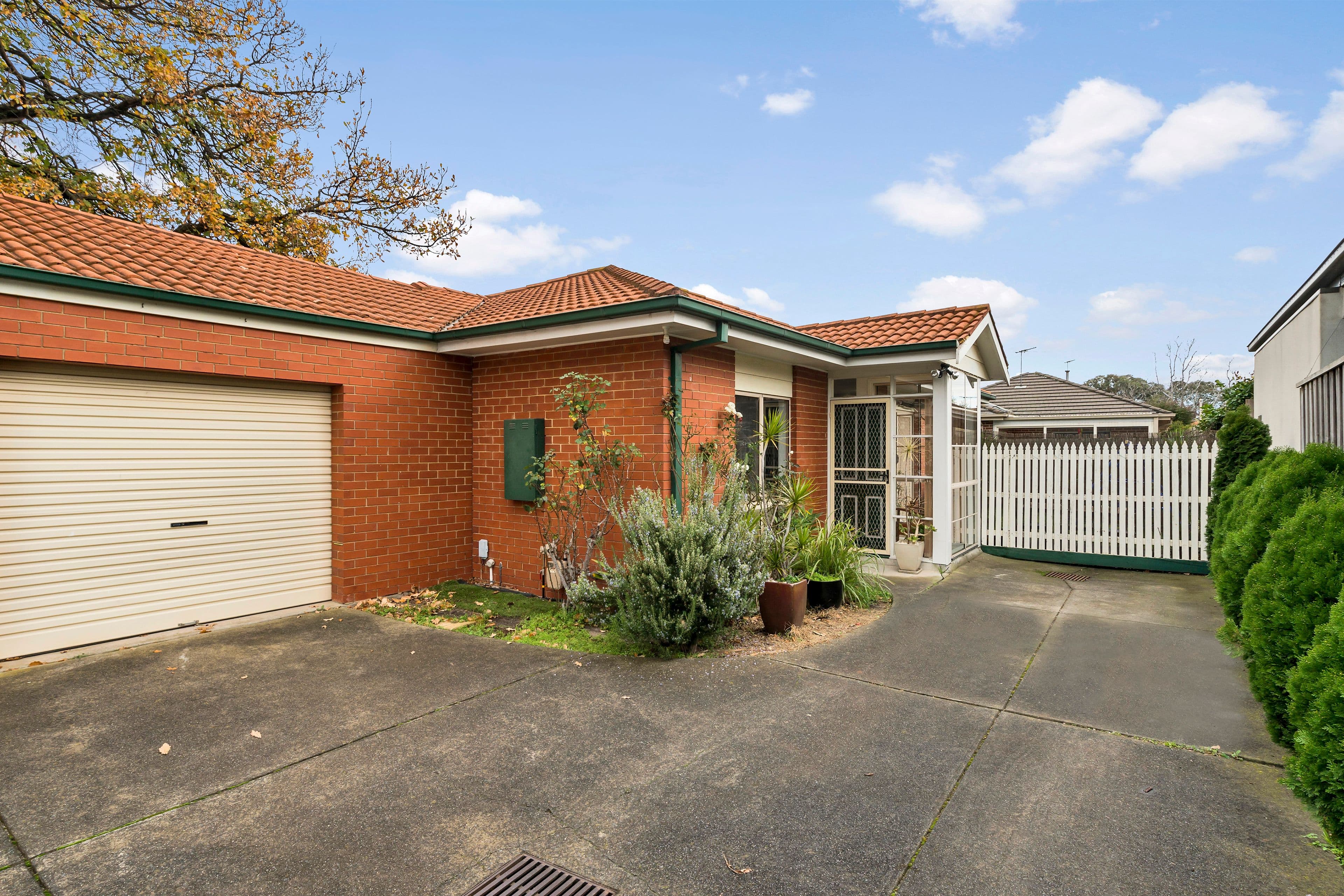 35 Golf Road, Oakleigh South VIC 3167, Oakleigh South - Image 1