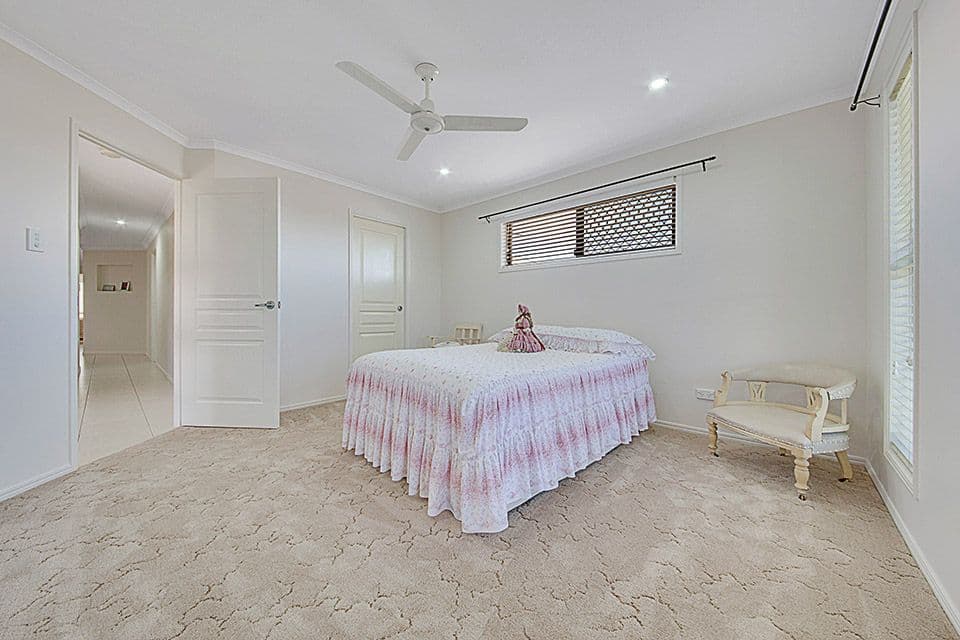 24 Bottlebrush Drive, Kirkwood QLD 4680, Kirkwood - Thumbnail 4