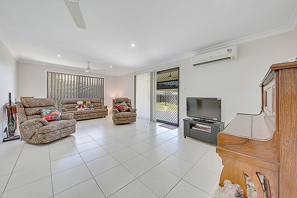 24 Bottlebrush Drive, Kirkwood QLD 4680, Kirkwood - Thumbnail 6