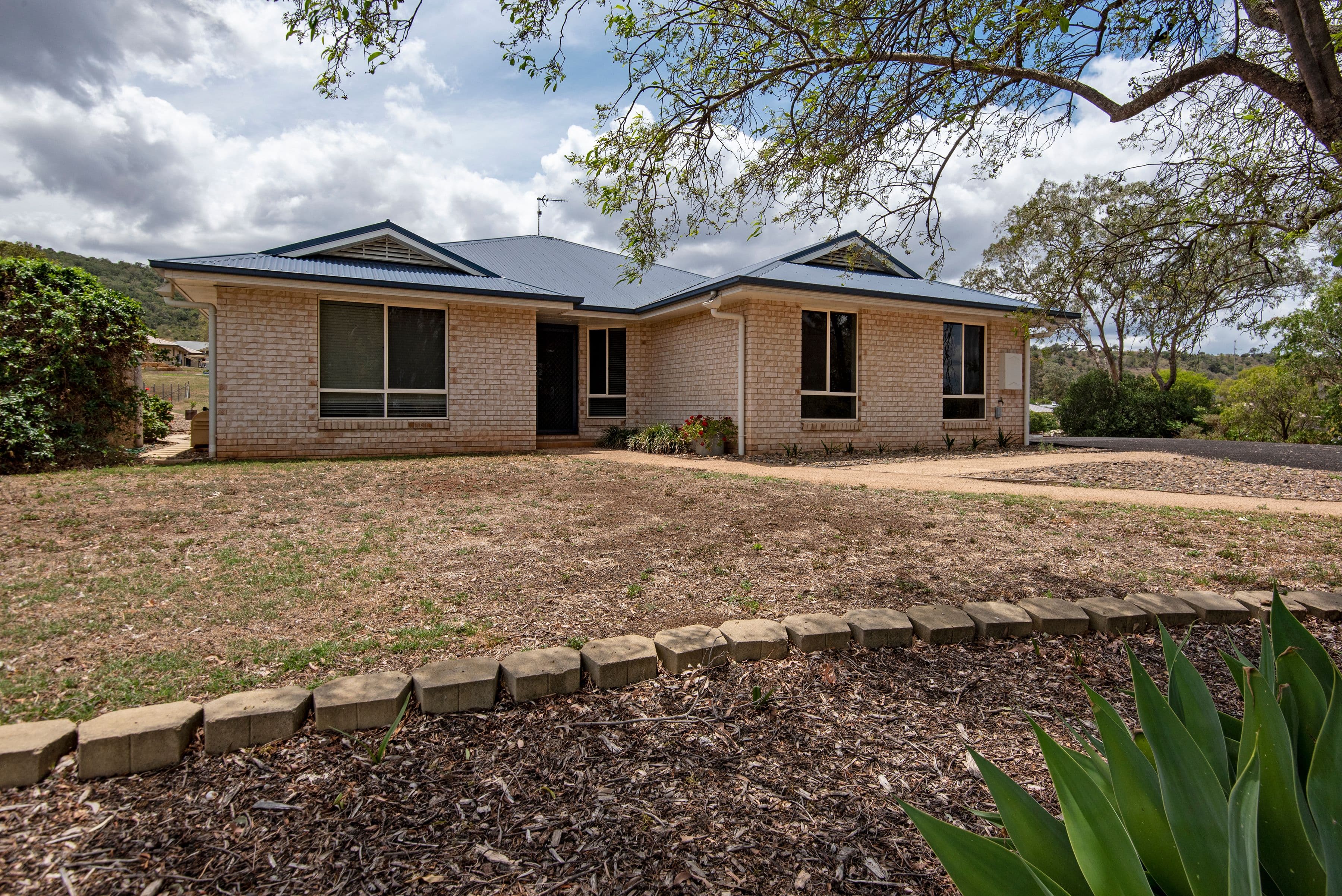5 Calcutt Road, Gowrie Junction QLD 4352, Gowrie Junction - Thumbnail 2