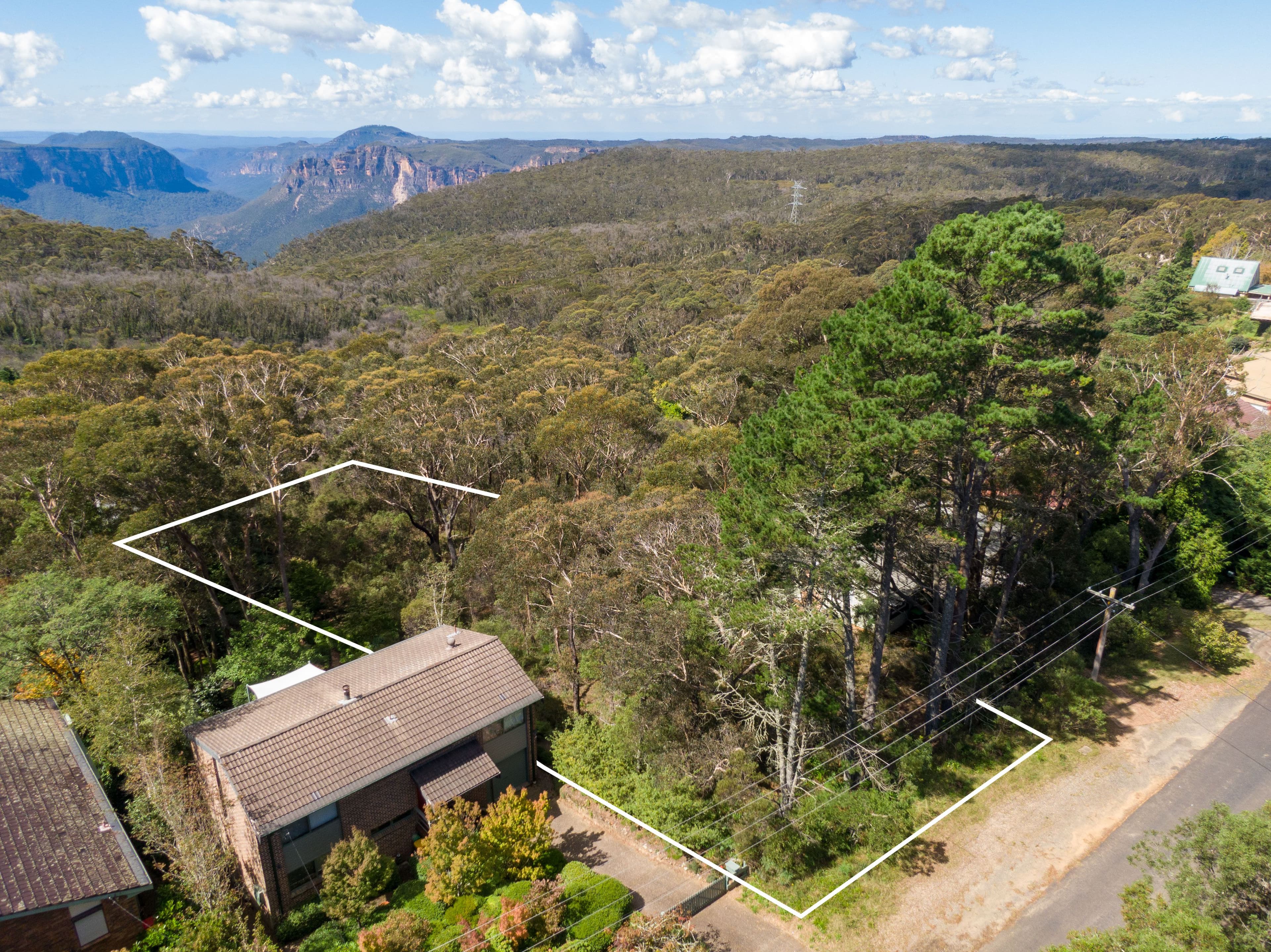 20 Days Crescent, Blackheath NSW 2785, Blackheath - Thumbnail 2