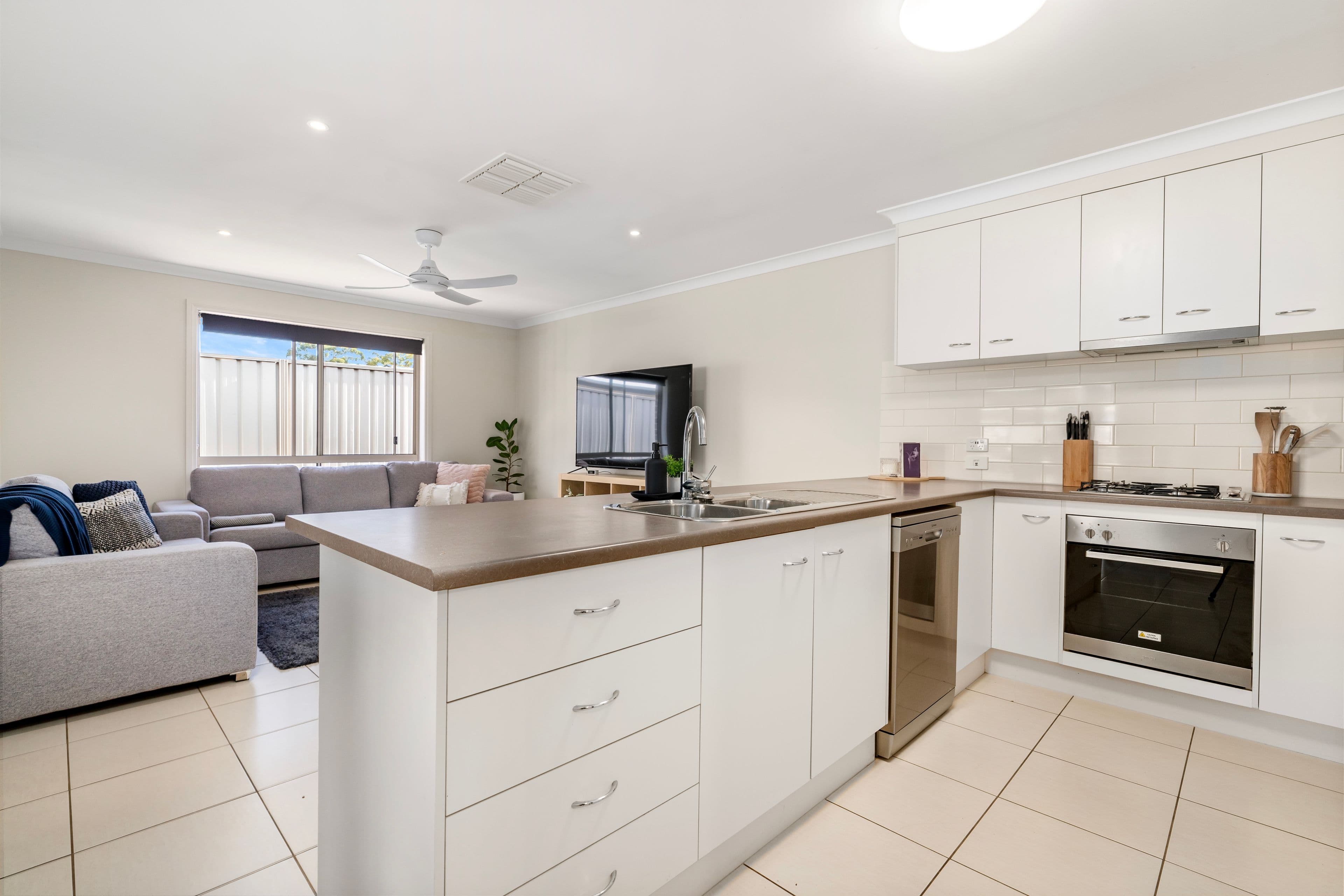 1 Tambo Court, Thurgoona NSW 2640, Thurgoona - Thumbnail 2