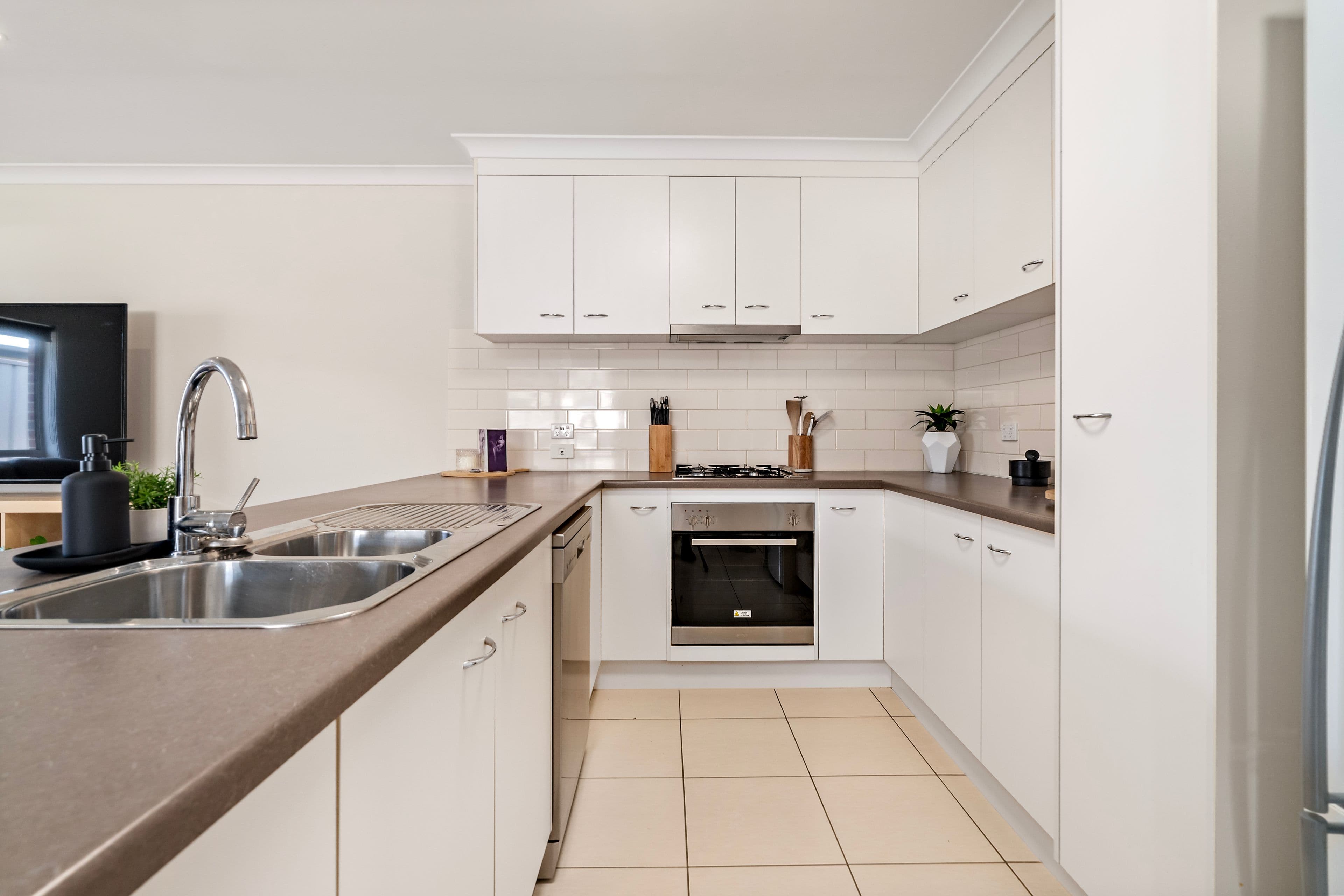 1 Tambo Court, Thurgoona NSW 2640, Thurgoona - Thumbnail 5