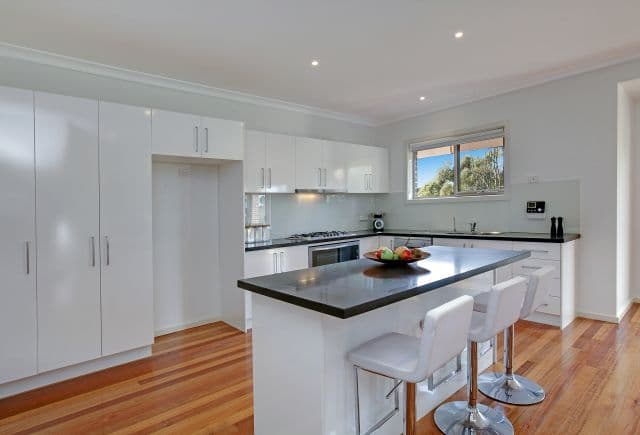 34 Ayr Street, Reservoir VIC 3073, Reservoir - Thumbnail 4