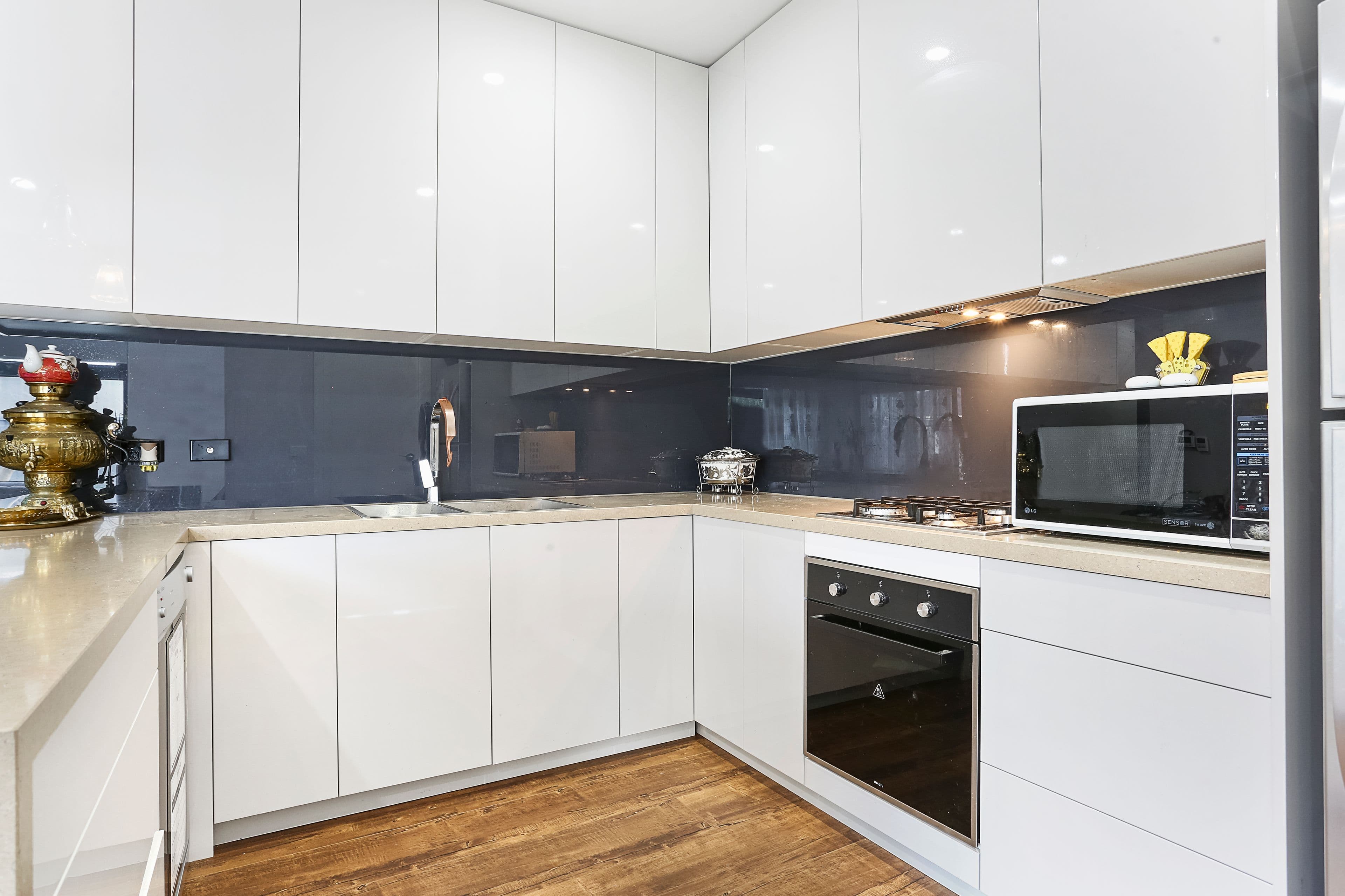 44 Theodore Avenue, Noble Park VIC 3174, Noble Park - Thumbnail 2