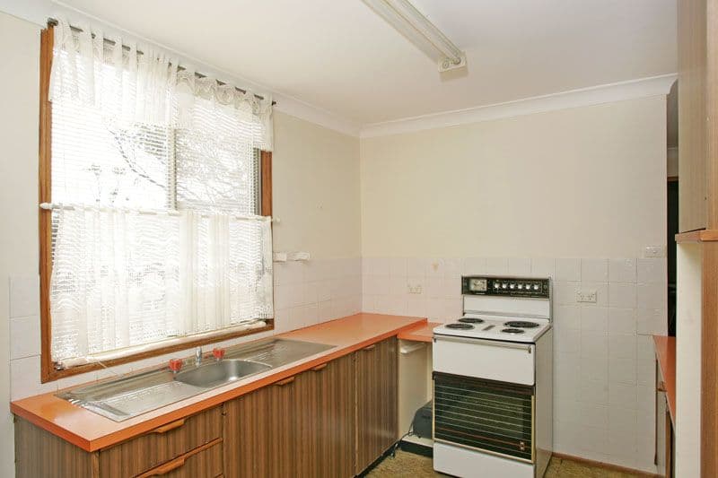 37 Allambee Crescent, BLUE HAVEN NSW 2262, Blue Haven - Thumbnail 6