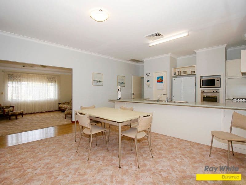 35 Cedarwood Circle, GREENWOOD WA 6024, Greenwood - Thumbnail 6
