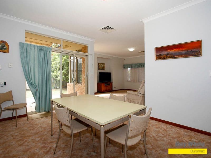 35 Cedarwood Circle, GREENWOOD WA 6024, Greenwood - Thumbnail 8