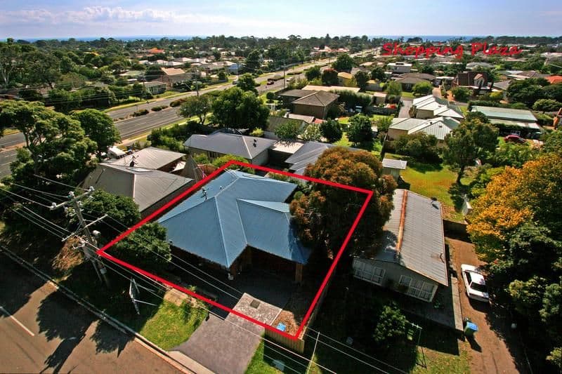 16 Warraburra Avenue, ROSEBUD VIC 3939, Rosebud - Thumbnail 2