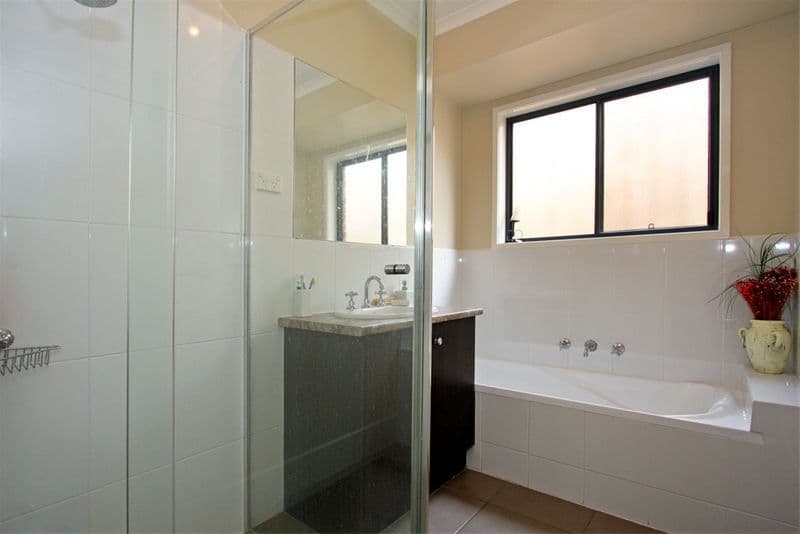 16 Warraburra Avenue, ROSEBUD VIC 3939, Rosebud - Thumbnail 5