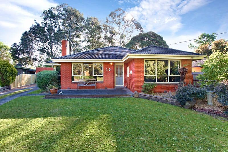 10 Canterbury Court, BAYSWATER NORTH VIC 3153, Bayswater North - Image 1