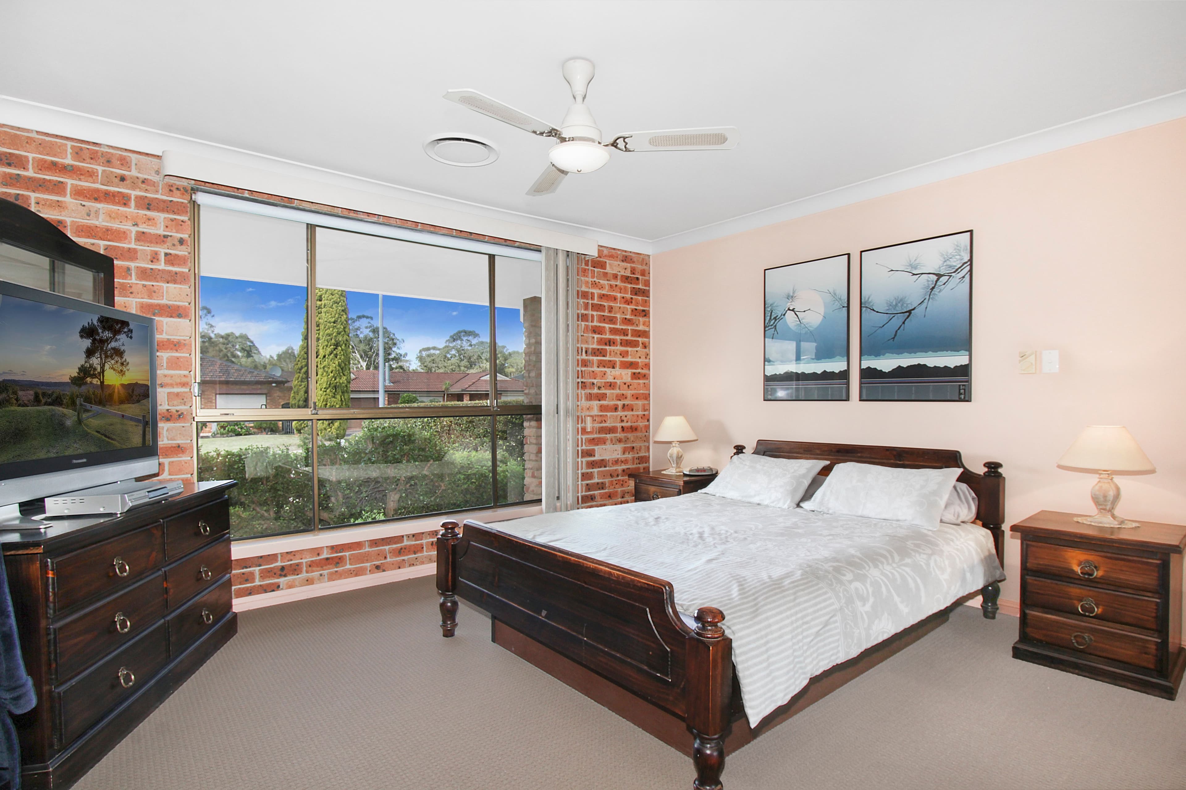 3 Batlow Place, Bossley Park NSW 2176, Bossley Park - Thumbnail 3