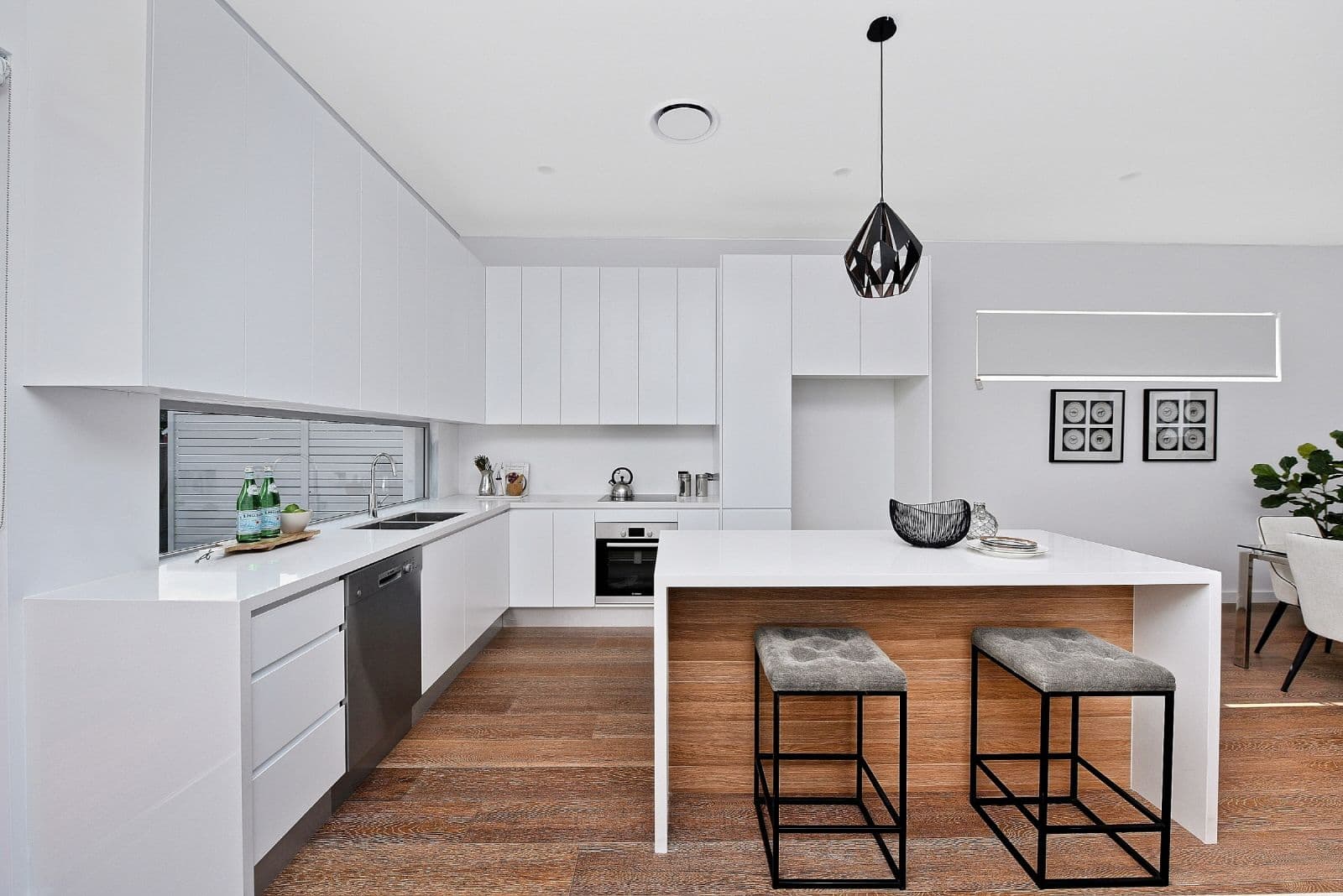 36 Mirrabooka Crescent, Little Bay - Thumbnail 4