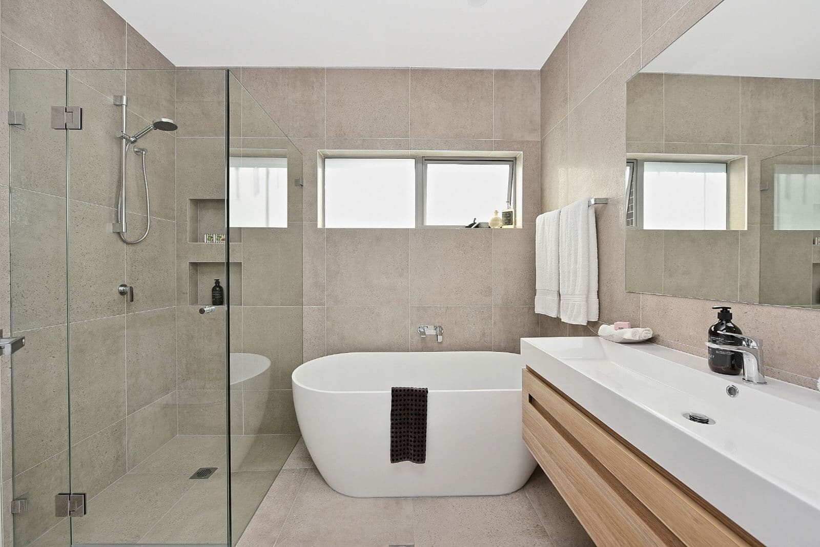 36 Mirrabooka Crescent, Little Bay - Thumbnail 8