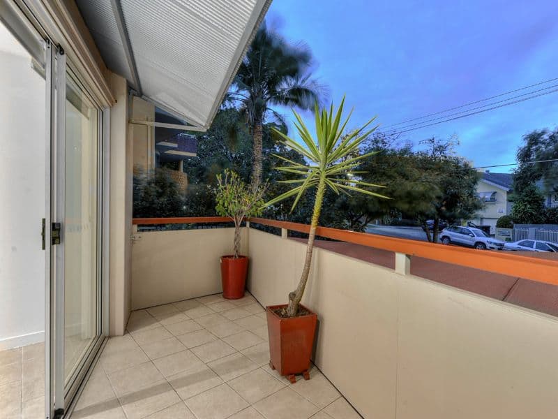 73 Oxlade Drive, NEW FARM QLD 4005, New Farm - Thumbnail 5